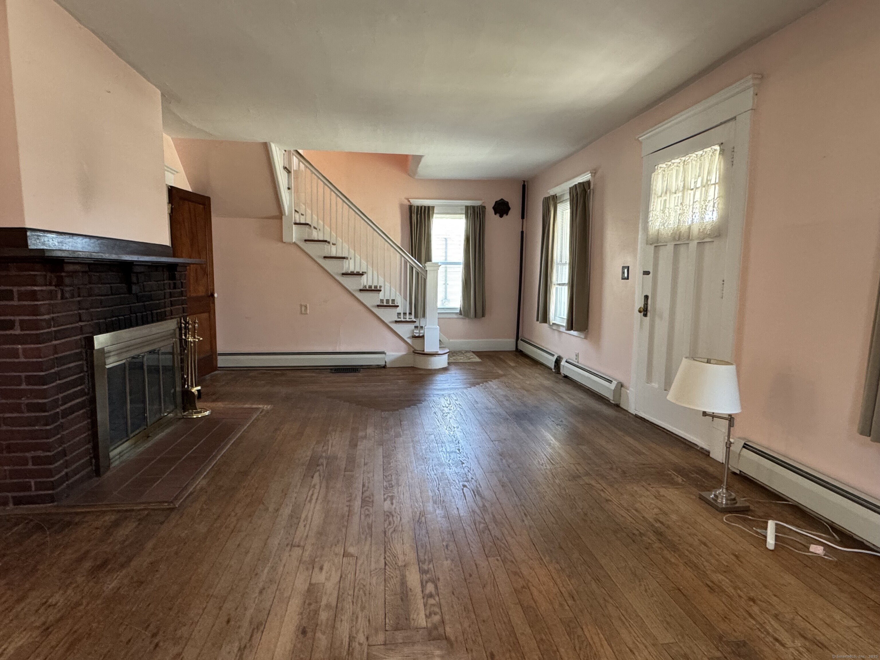 33 Brown, West Haven, Connecticut 06516