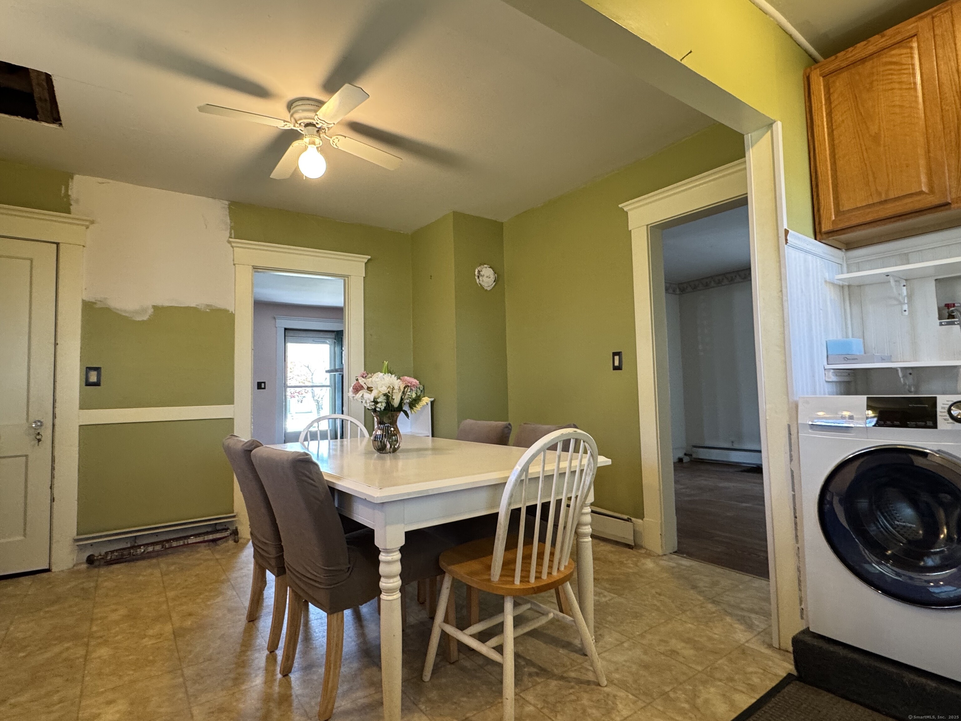 33 Brown, West Haven, Connecticut 06516
