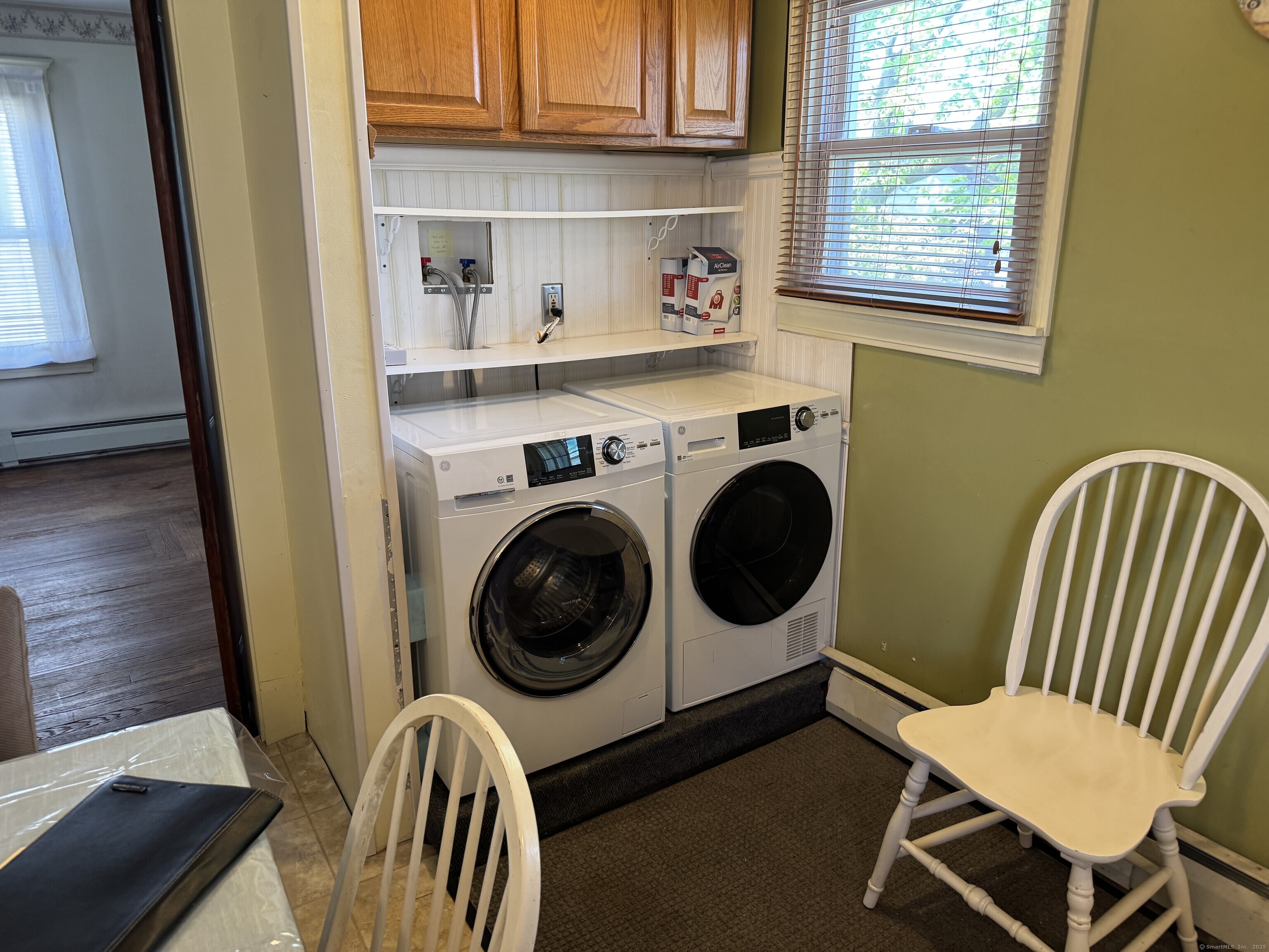 33 Brown, West Haven, Connecticut 06516