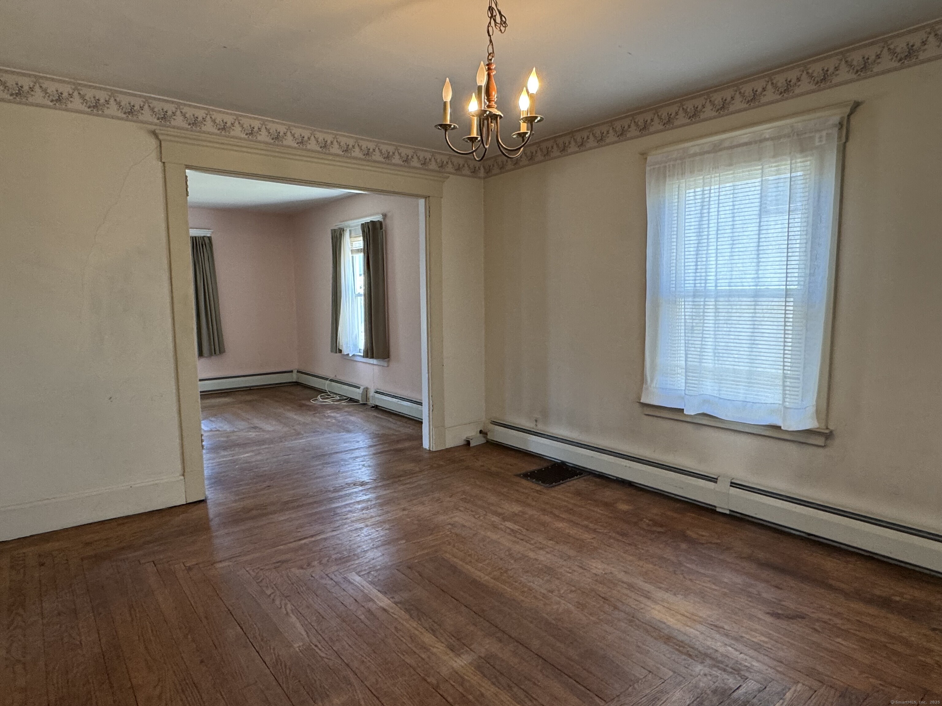 33 Brown, West Haven, Connecticut 06516