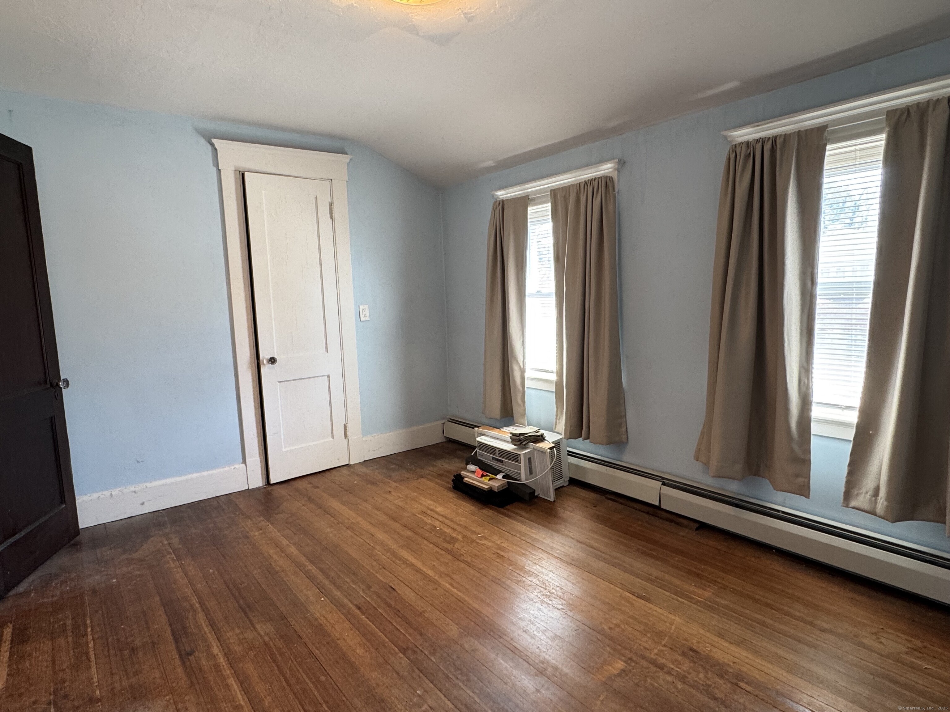 33 Brown, West Haven, Connecticut 06516