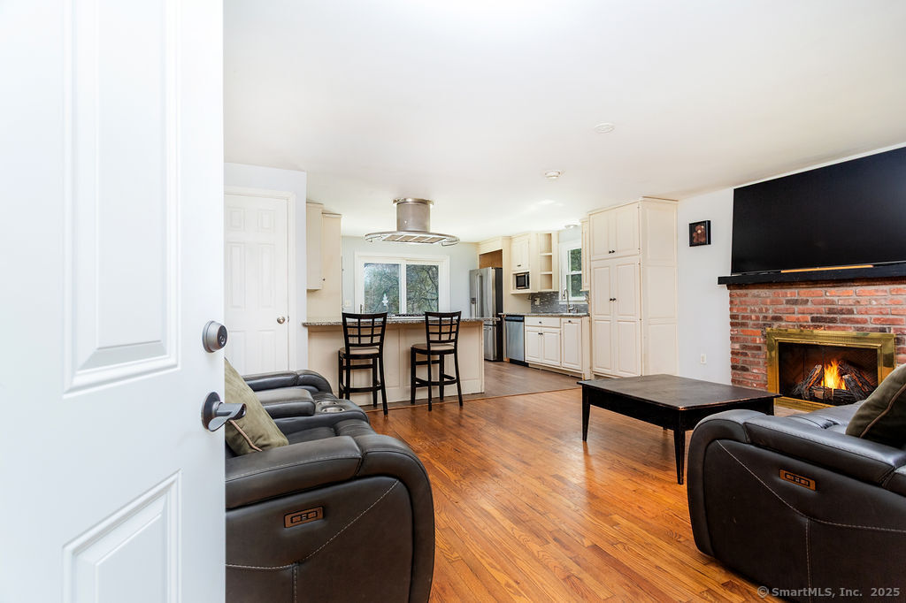 38 Black Bridge, Newtown, Connecticut 06482