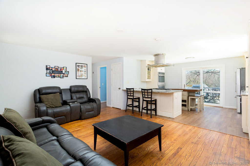 38 Black Bridge, Newtown, Connecticut 06482