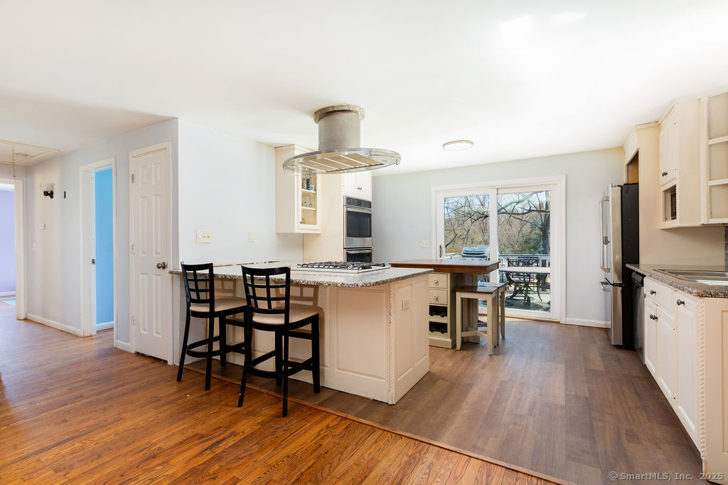 38 Black Bridge, Newtown, Connecticut 06482