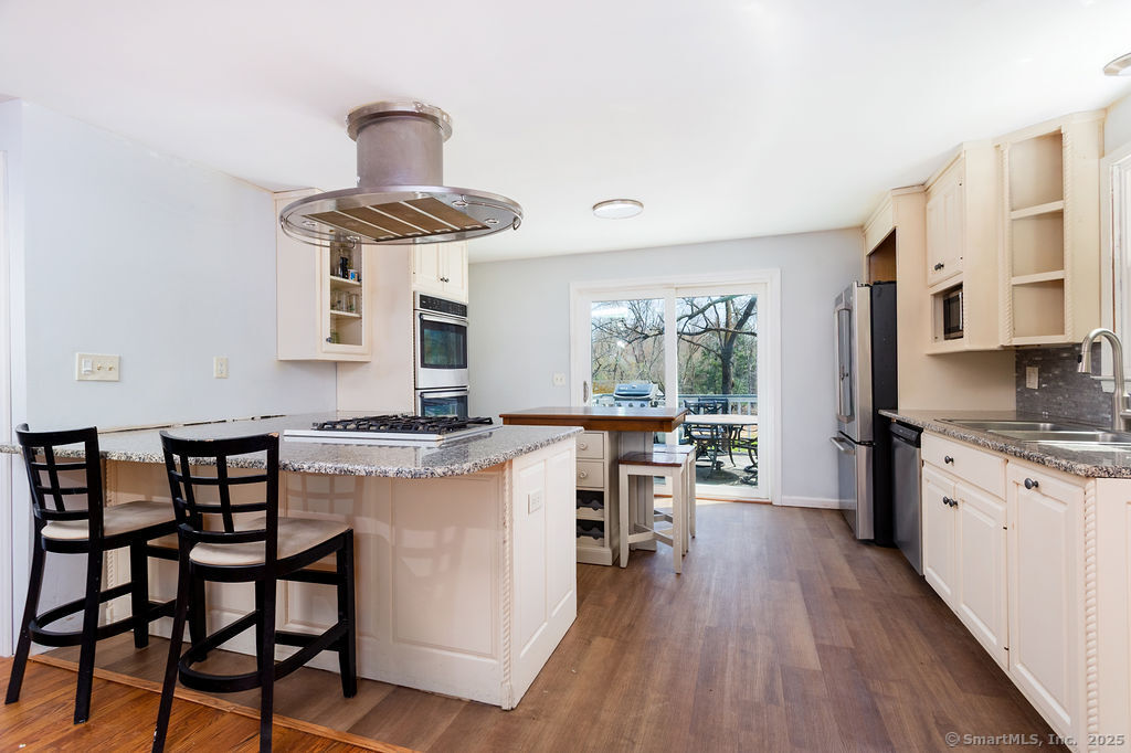 38 Black Bridge, Newtown, Connecticut 06482