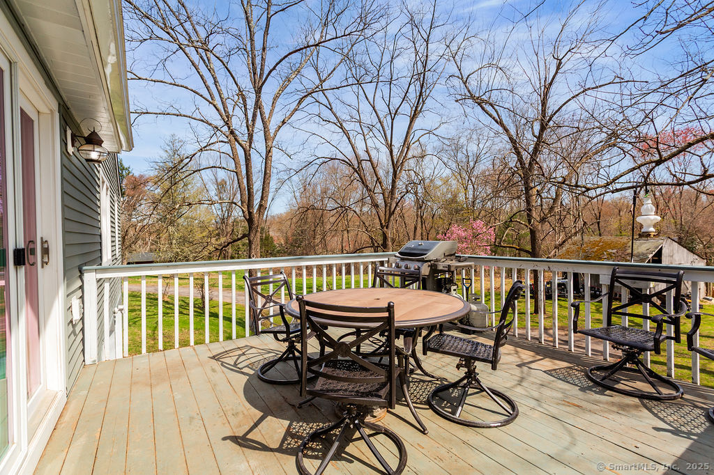 38 Black Bridge, Newtown, Connecticut 06482