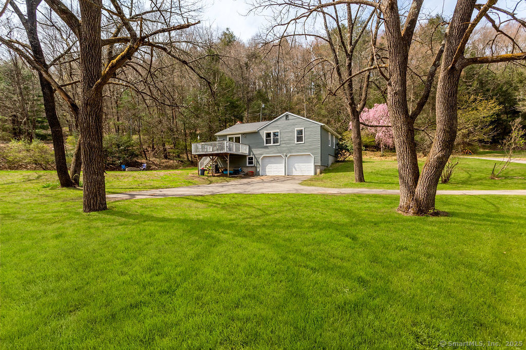 38 Black Bridge, Newtown, Connecticut 06482