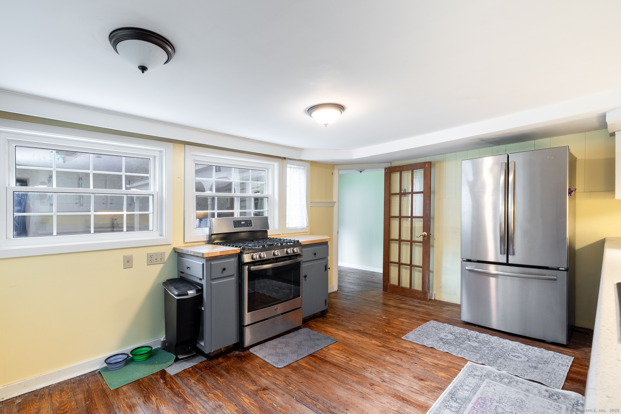579 Main, New Hartford, Connecticut 06057