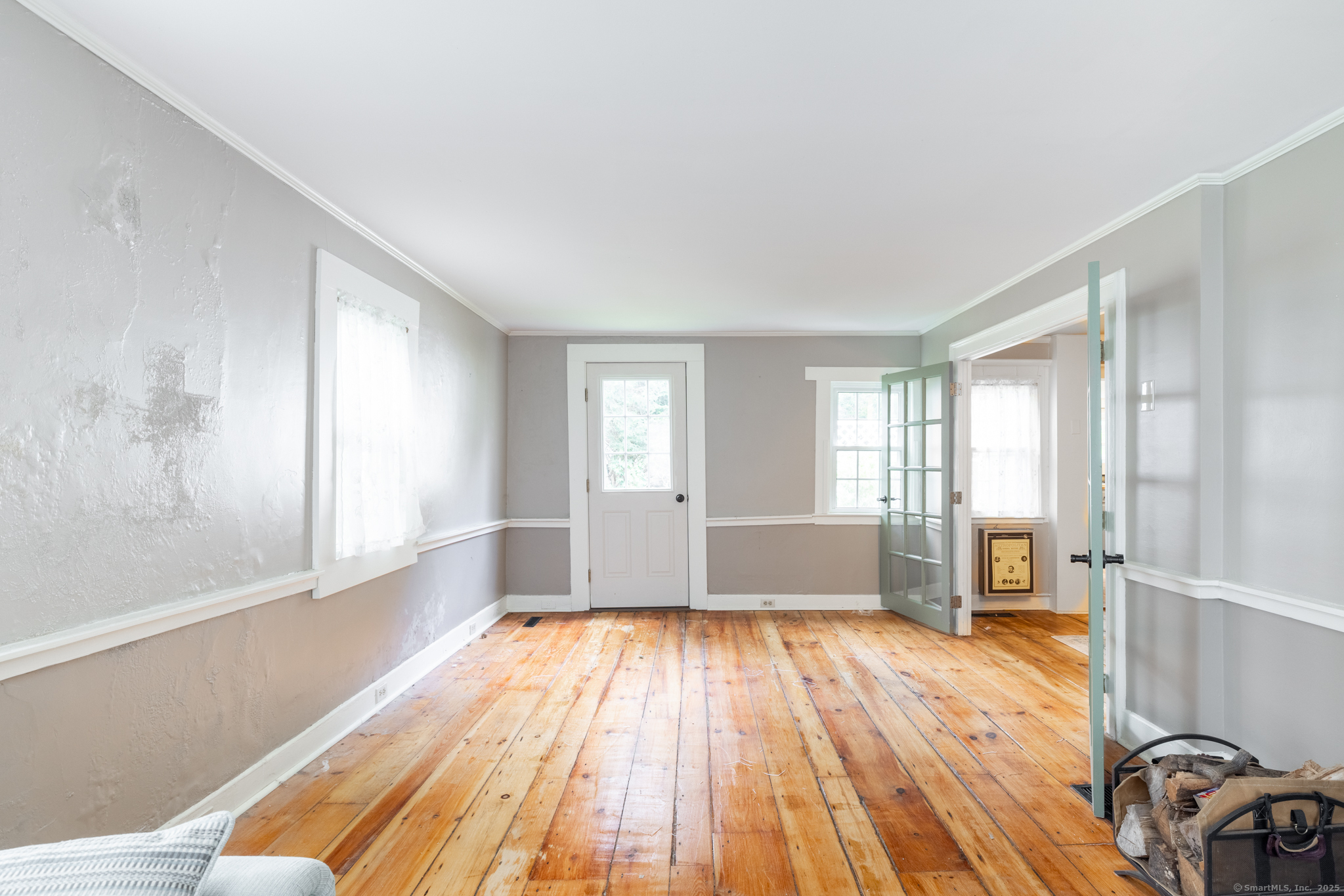 579 Main, New Hartford, Connecticut 06057