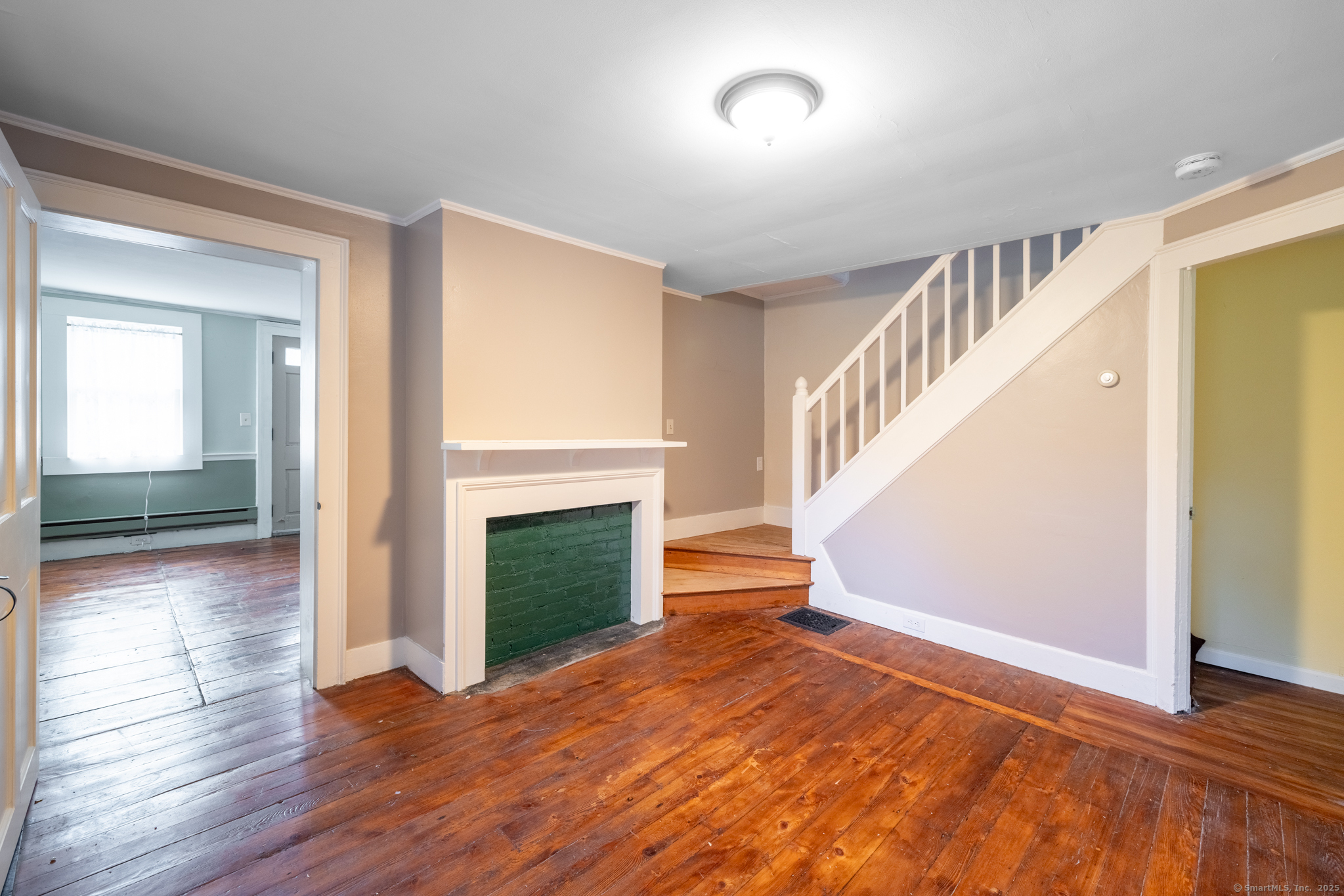 579 Main, New Hartford, Connecticut 06057