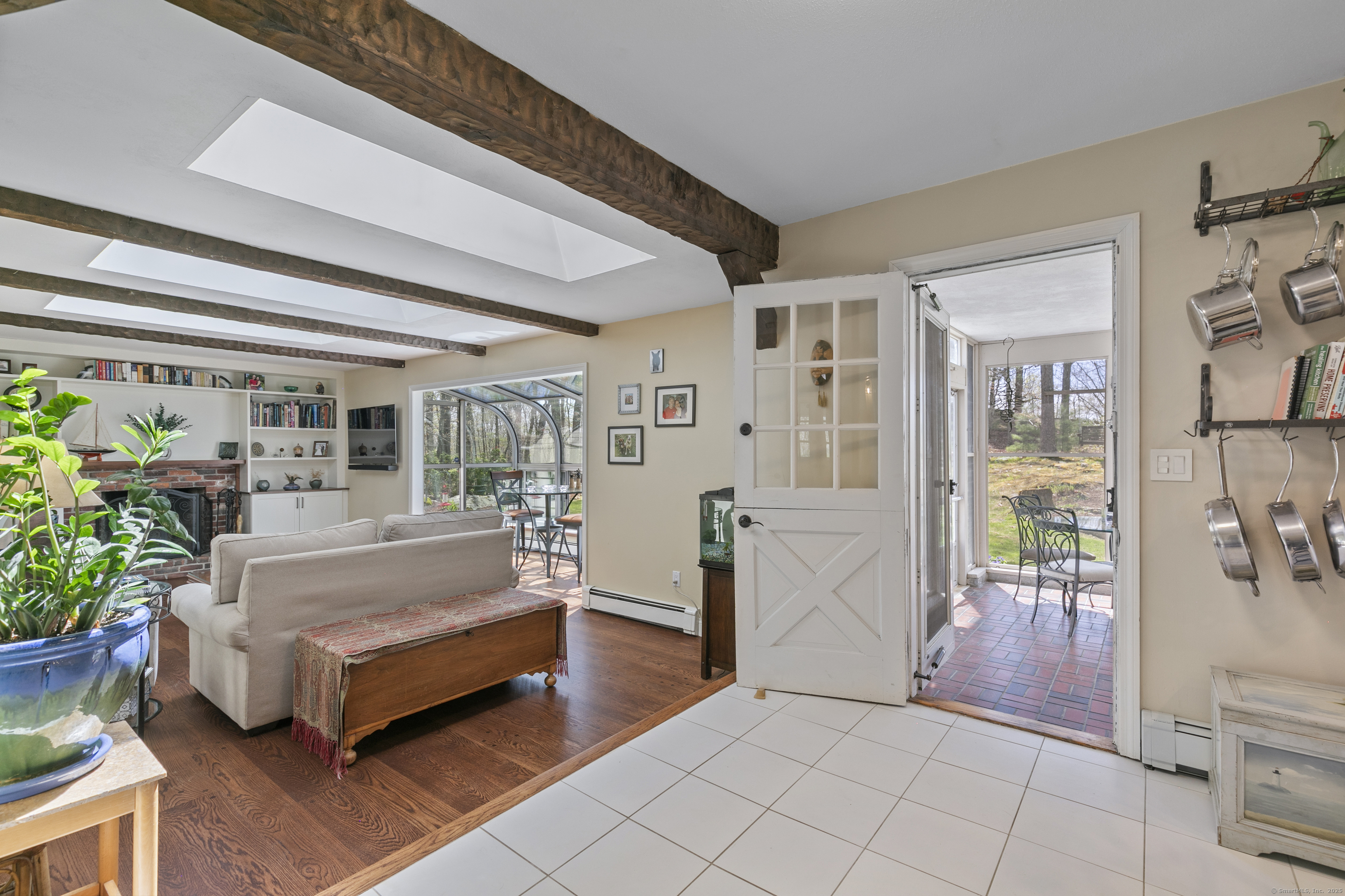 231 Whitethorn, Guilford, Connecticut 06437