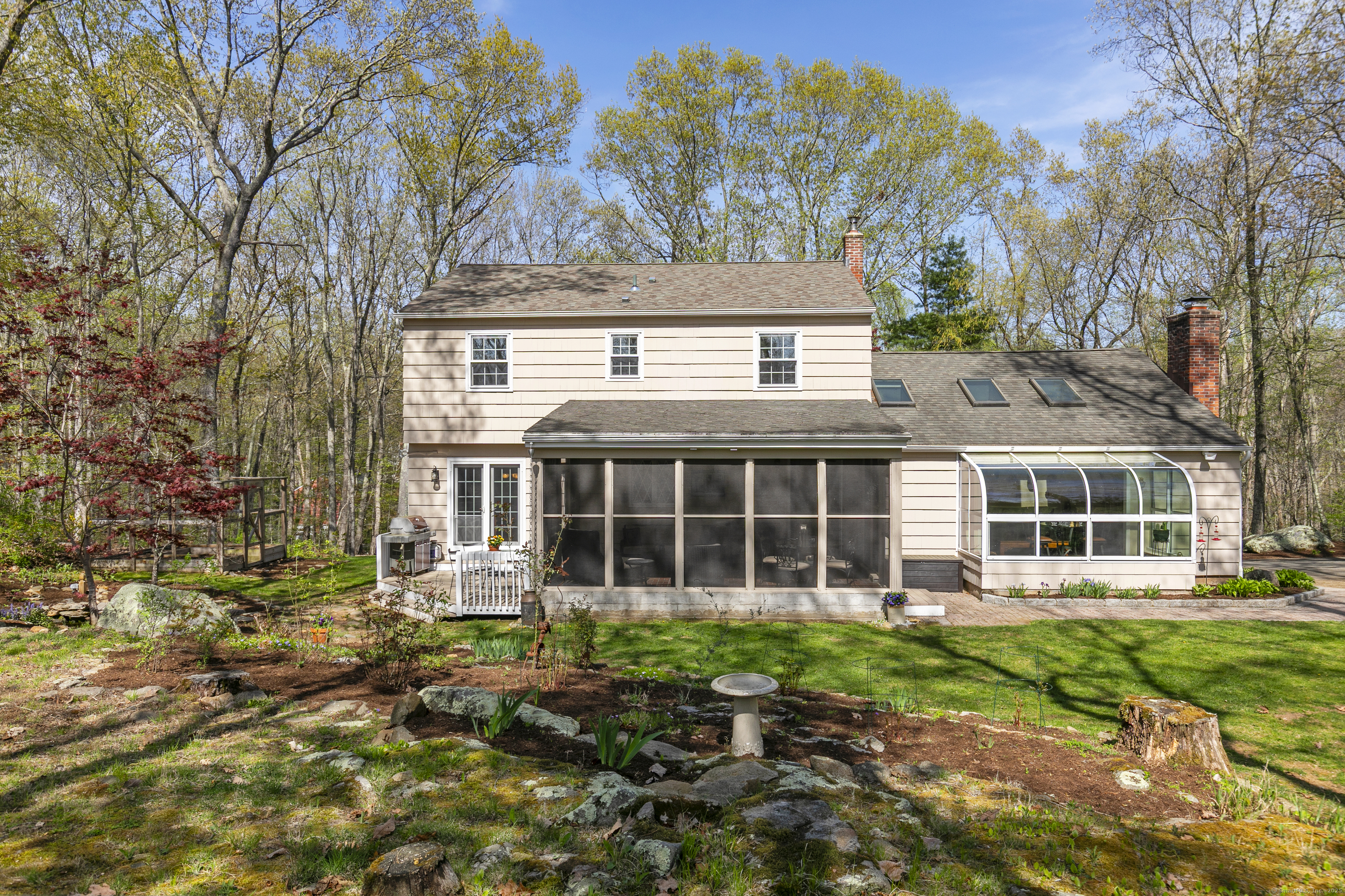 231 Whitethorn, Guilford, Connecticut 06437