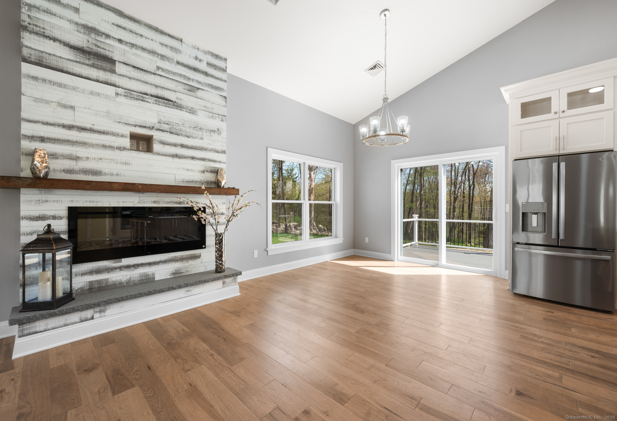 383 Leonard, Middlebury, Connecticut 06762