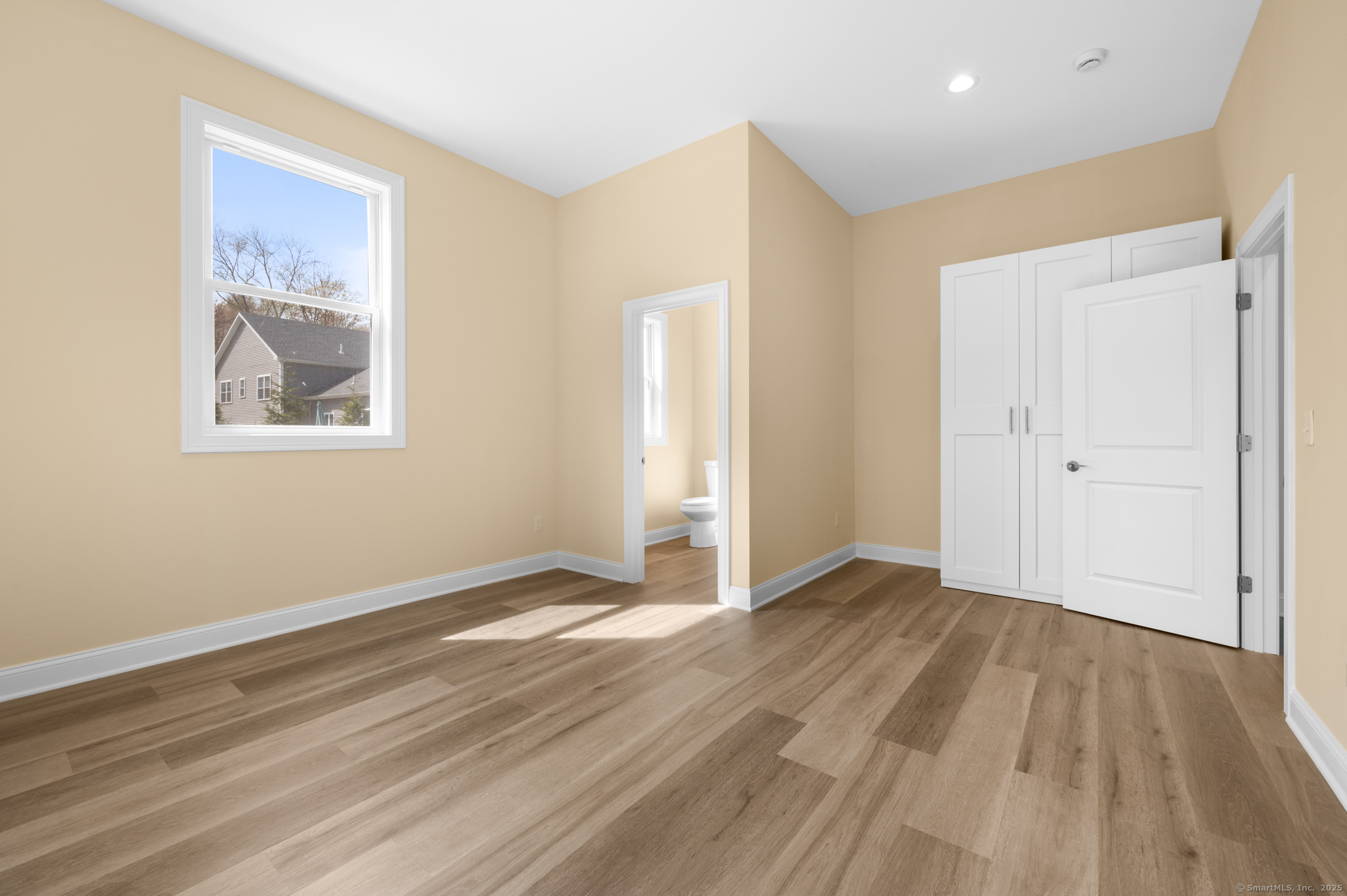 383 Leonard, Middlebury, Connecticut 06762