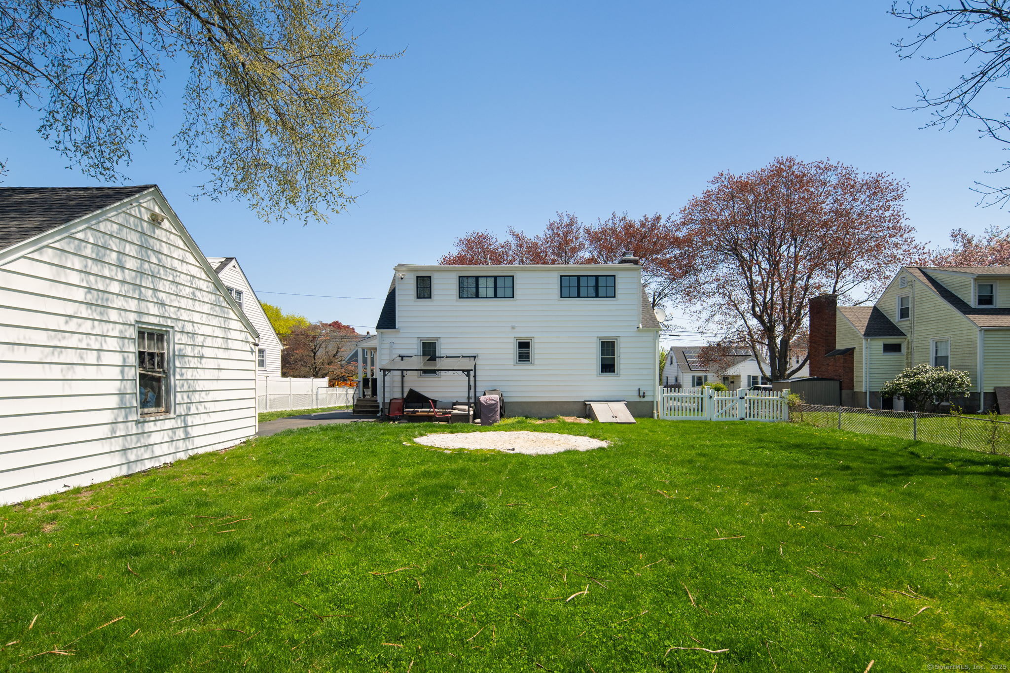 43 Bibbins, Fairfield, Connecticut 06825