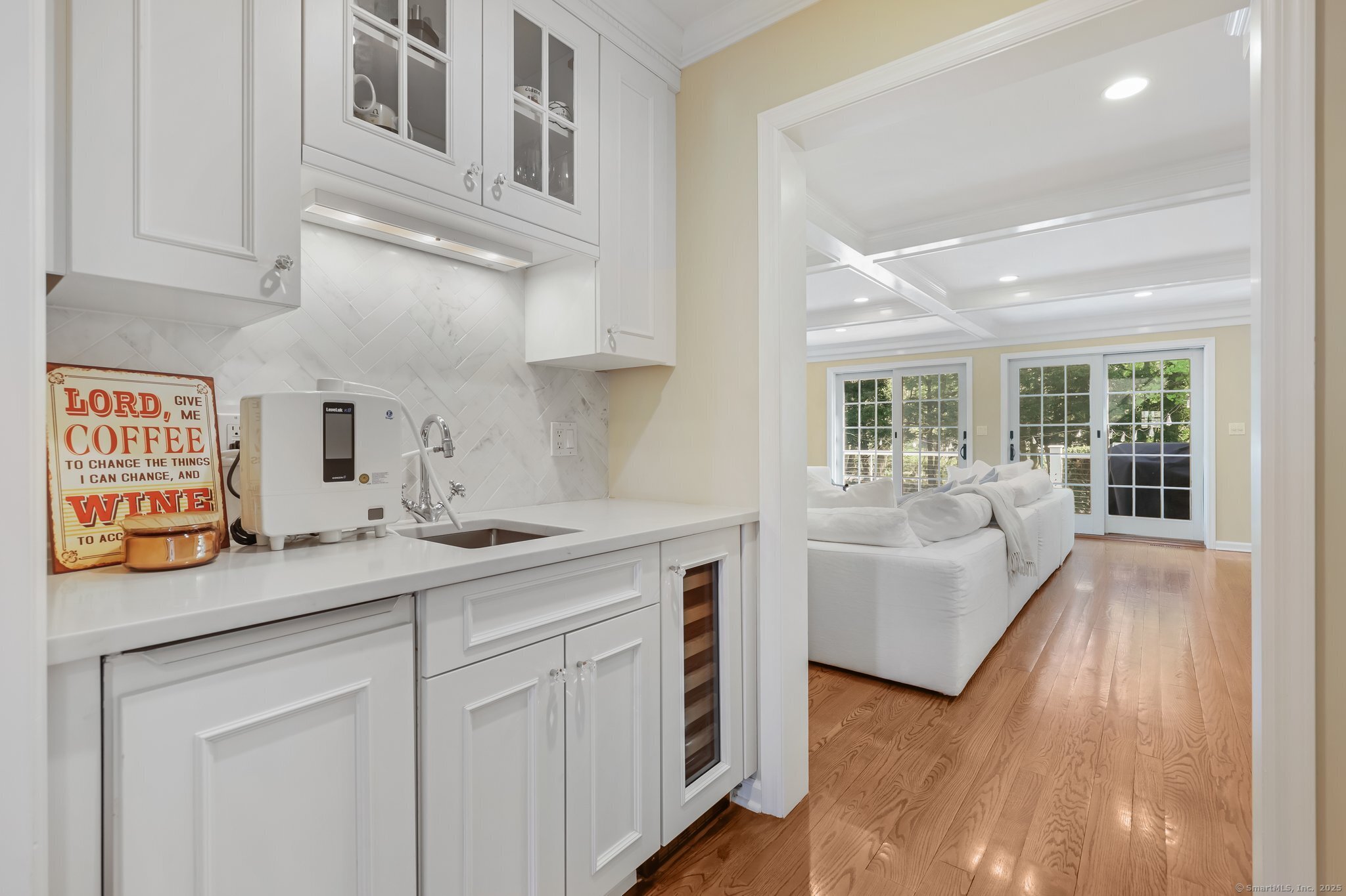 23 Miles, Darien, Connecticut 06820