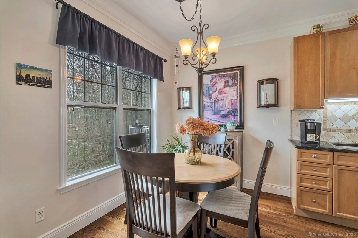 44 Woodcrest, Danbury, Connecticut 06810