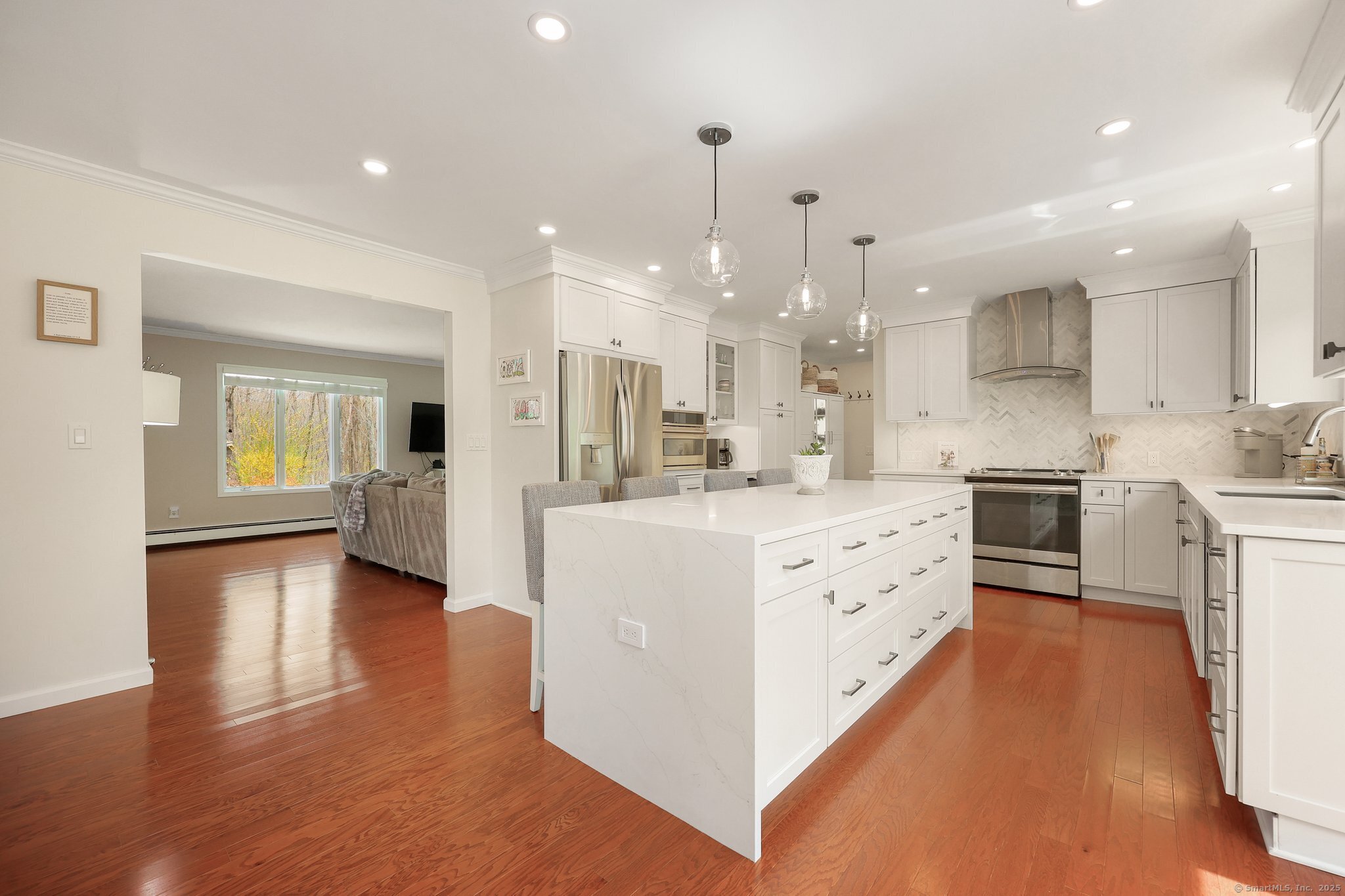 6 High View, New Fairfield, Connecticut 06812