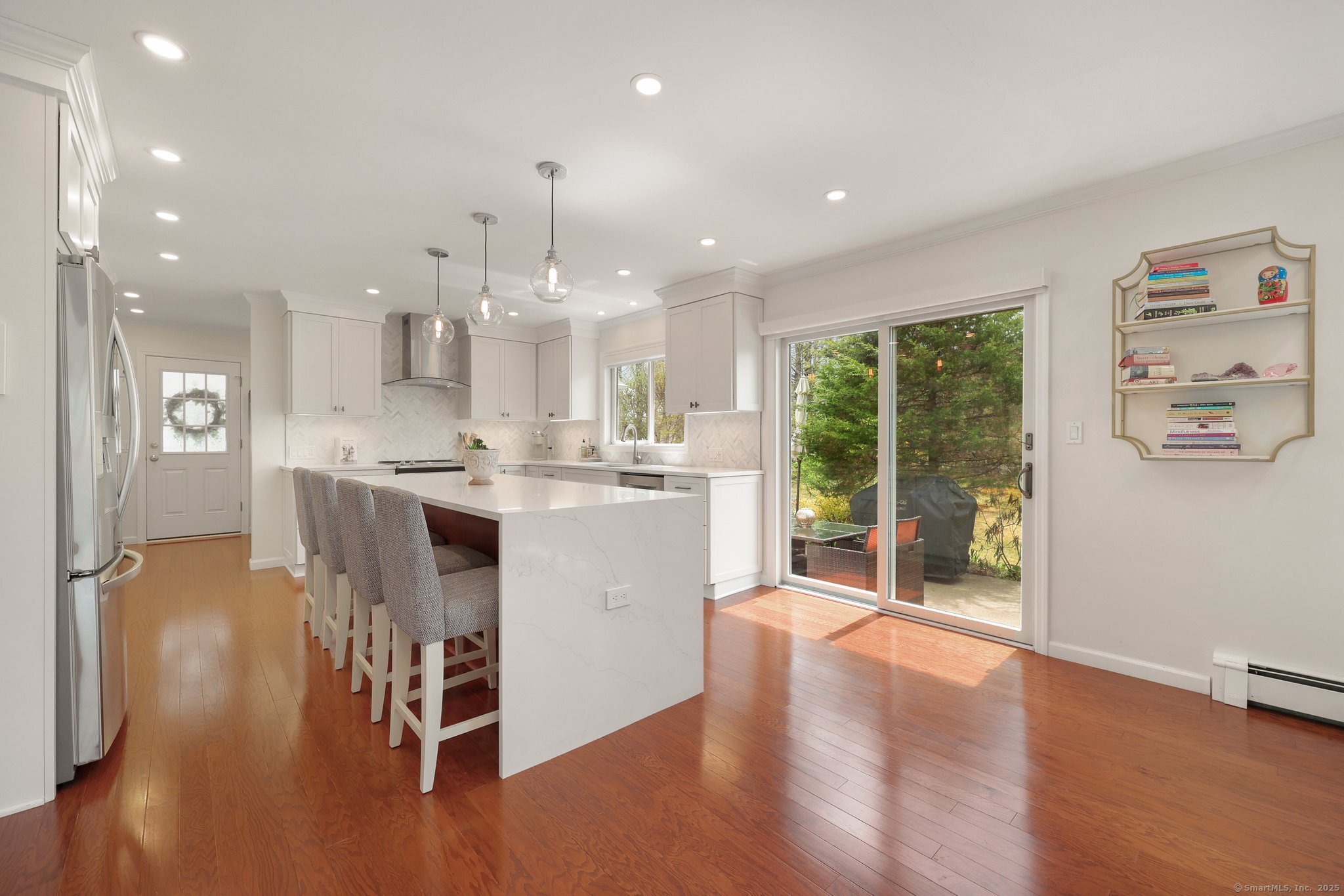 6 High View, New Fairfield, Connecticut 06812