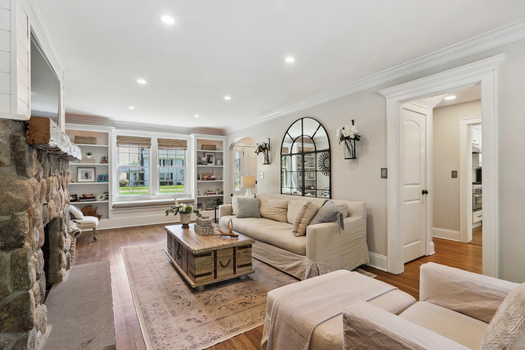 33 Ridge, Danbury, Connecticut 06810