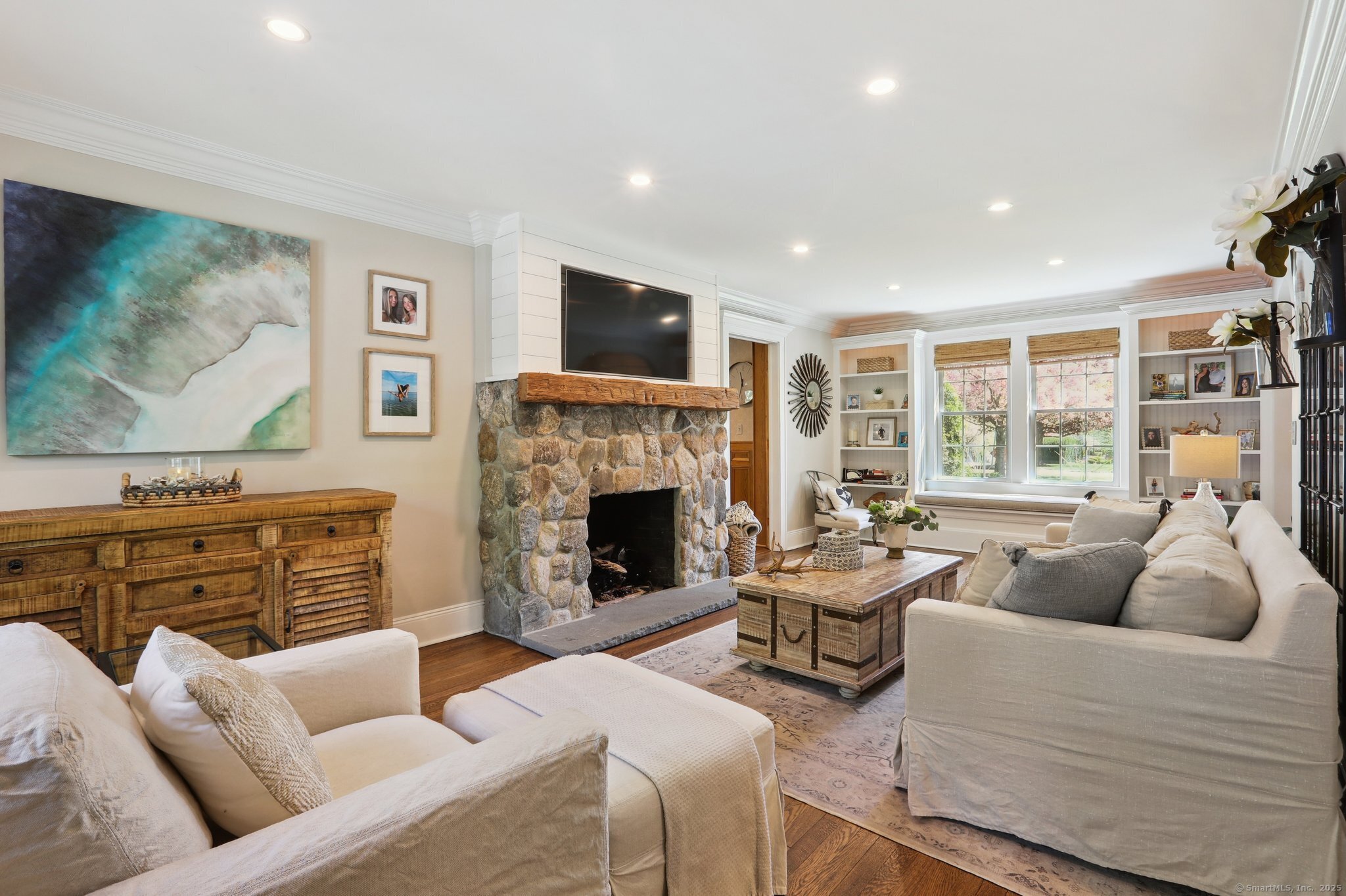 33 Ridge, Danbury, Connecticut 06810