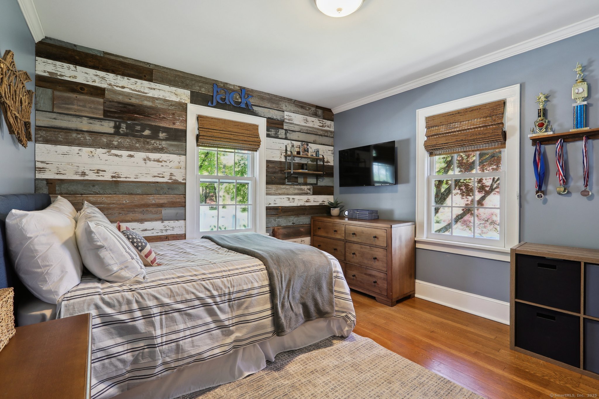 33 Ridge, Danbury, Connecticut 06810