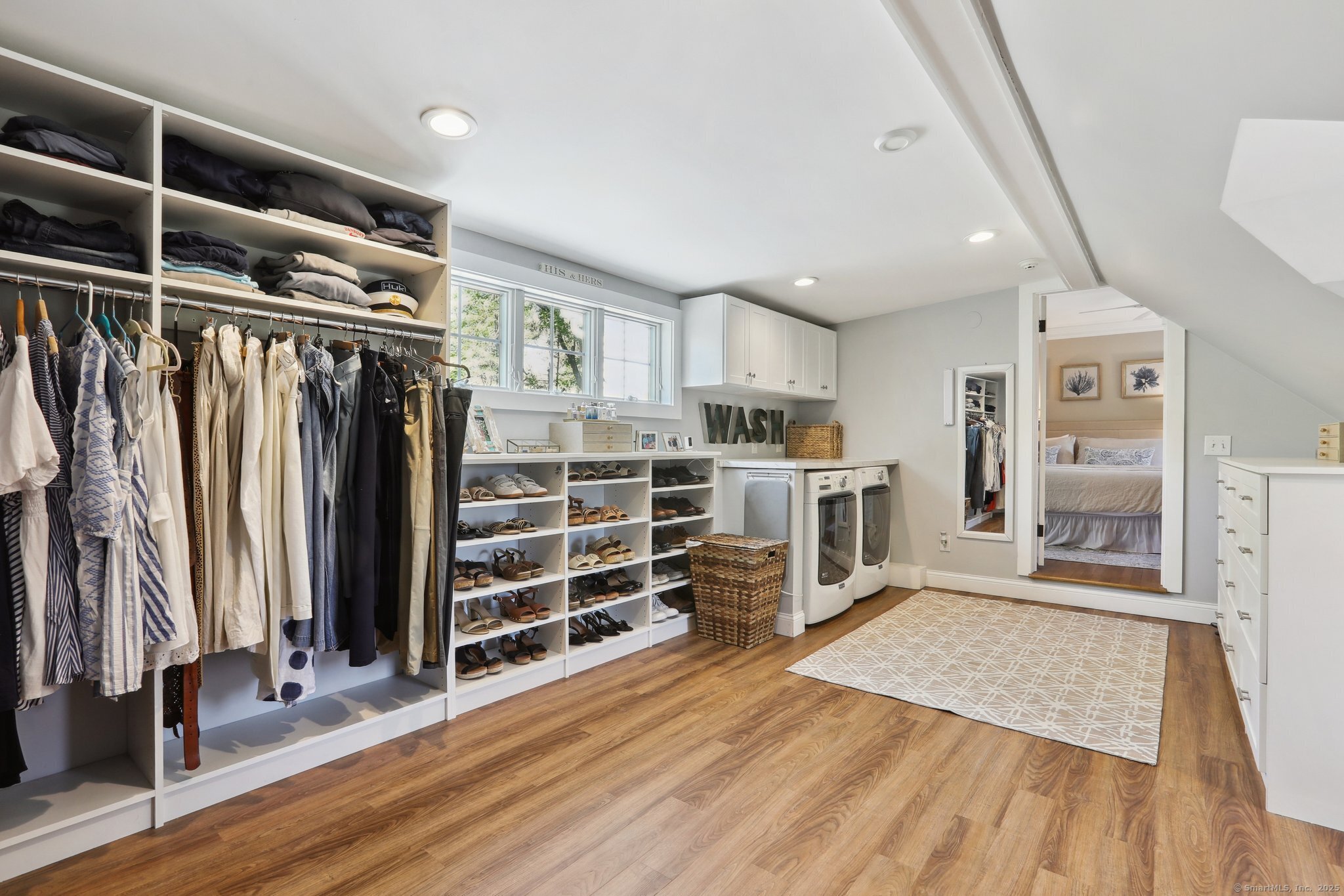33 Ridge, Danbury, Connecticut 06810
