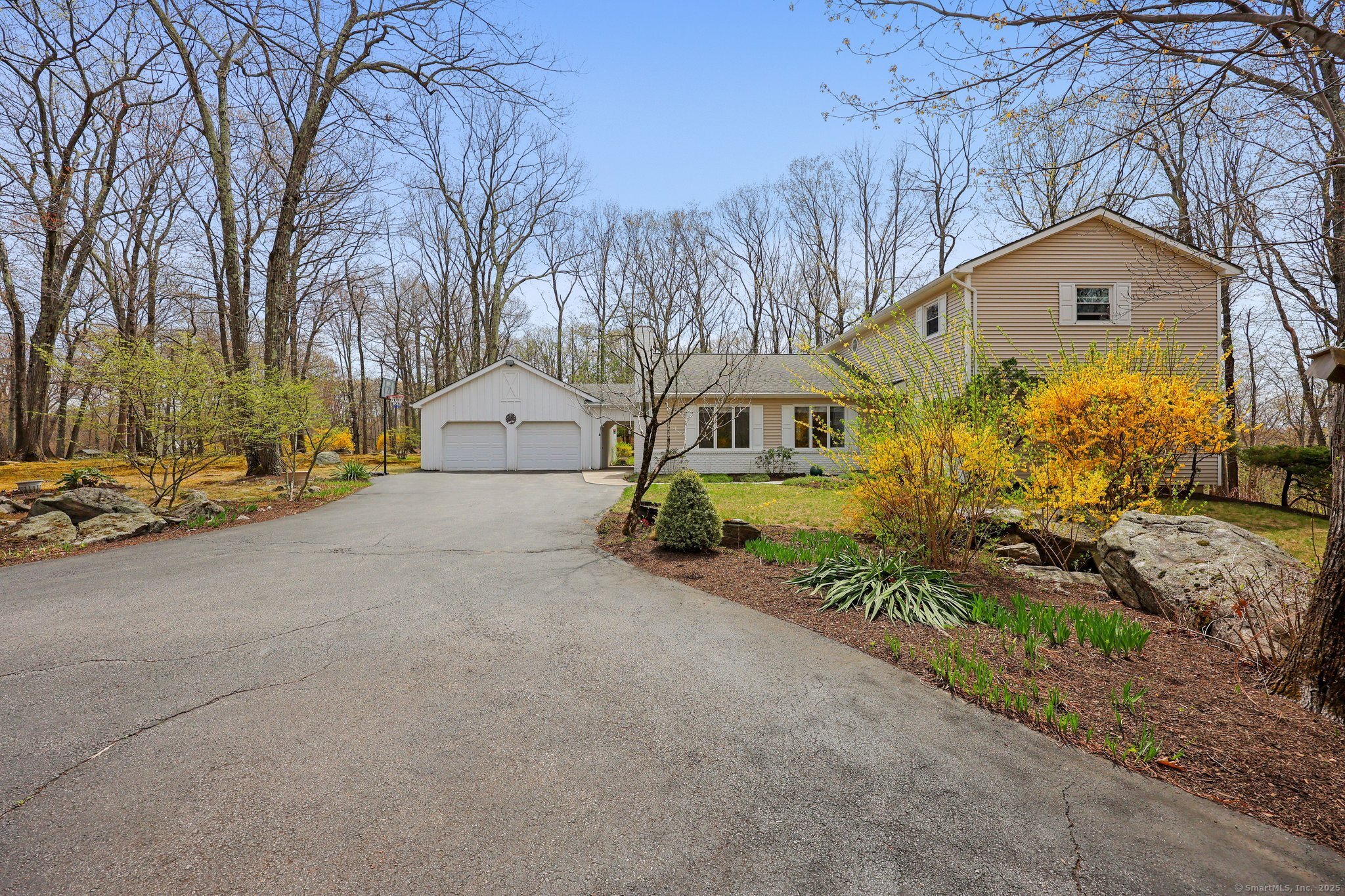 6 High View, New Fairfield, Connecticut 06812