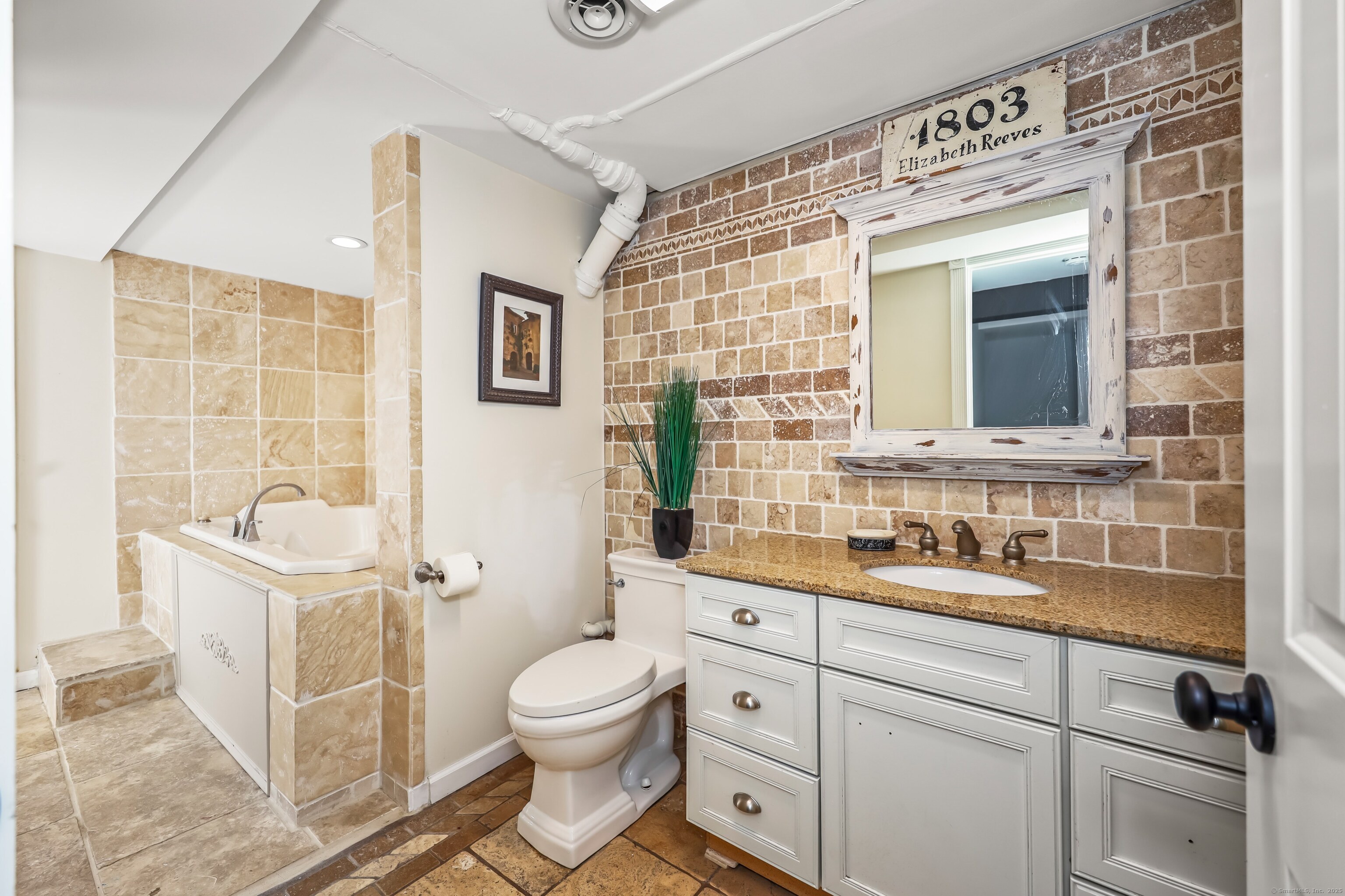 61 Byrnes, Litchfield, Connecticut 06759
