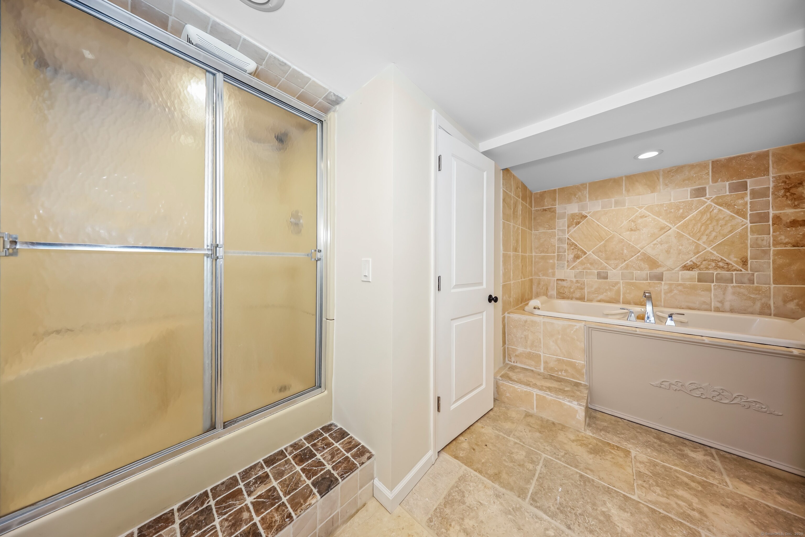61 Byrnes, Litchfield, Connecticut 06759