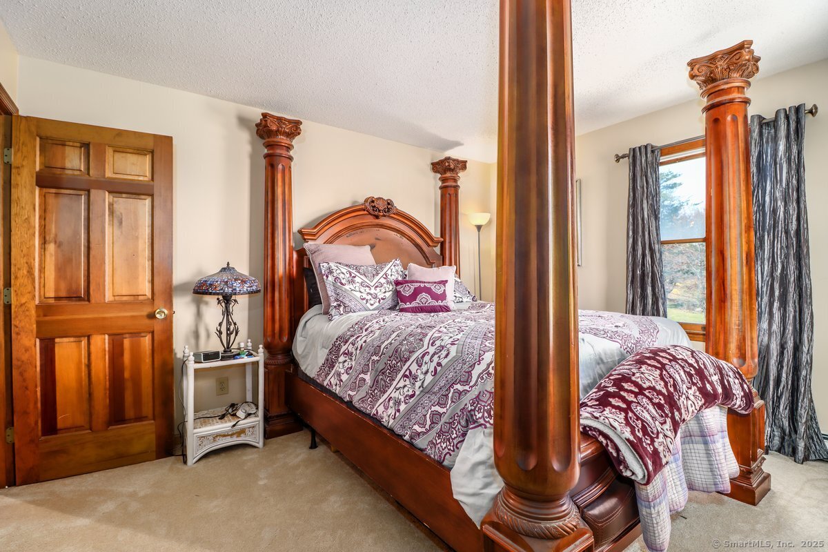 33 Mine Hill, New Milford, Connecticut 06776