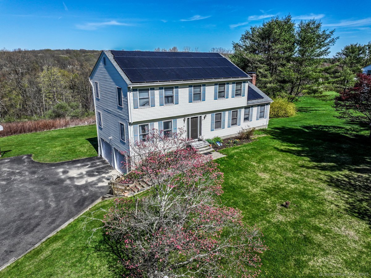 33 Mine Hill, New Milford, Connecticut 06776