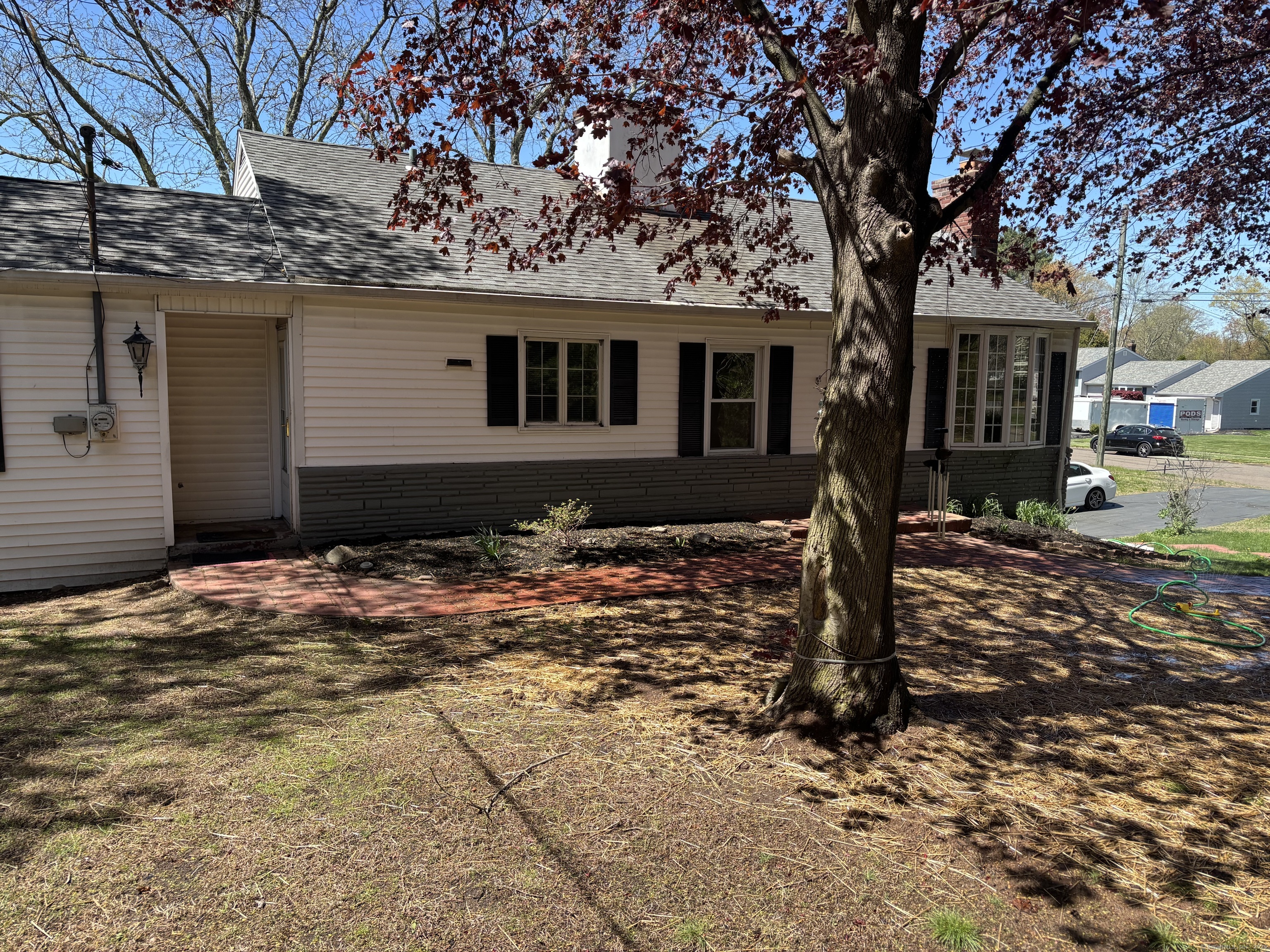 69 Bassett, North Haven, Connecticut 06473