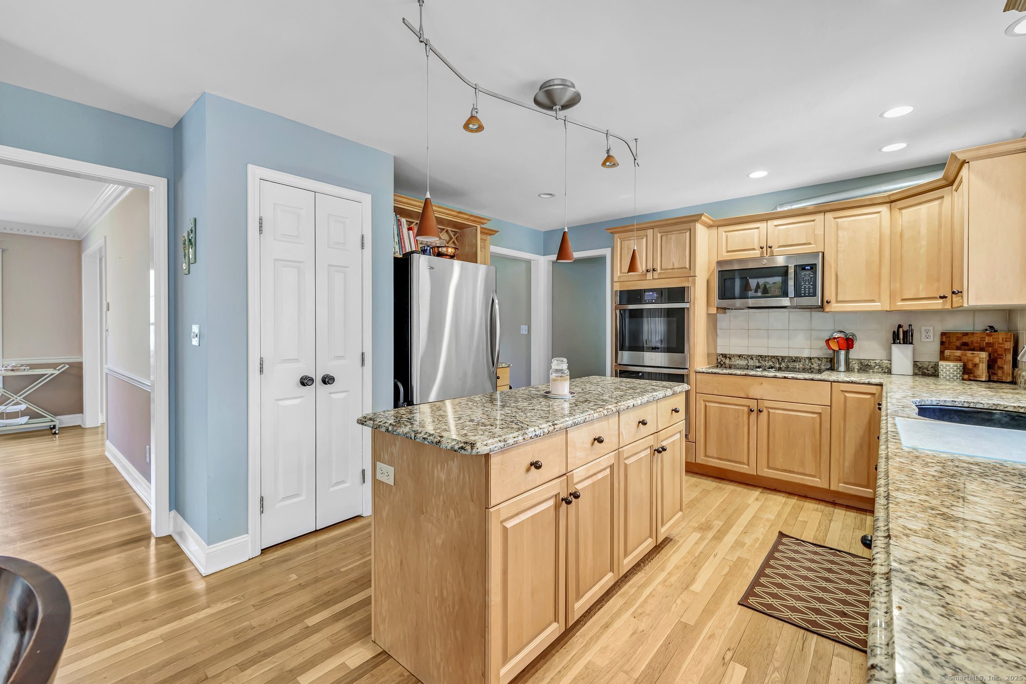 14 Fawnwood, Newtown, Connecticut 06482