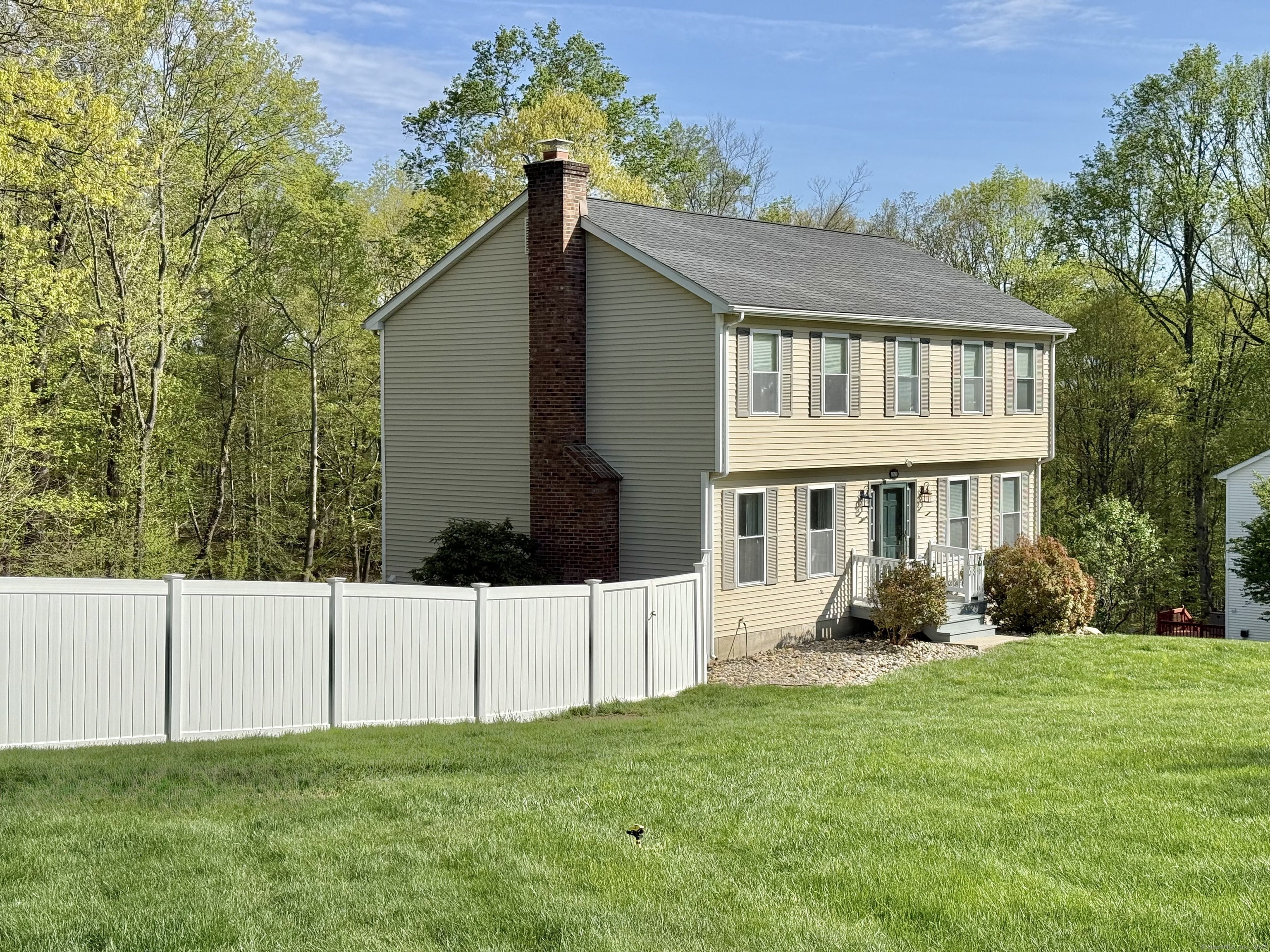 33 Steep Hill, Seymour, Connecticut 06483