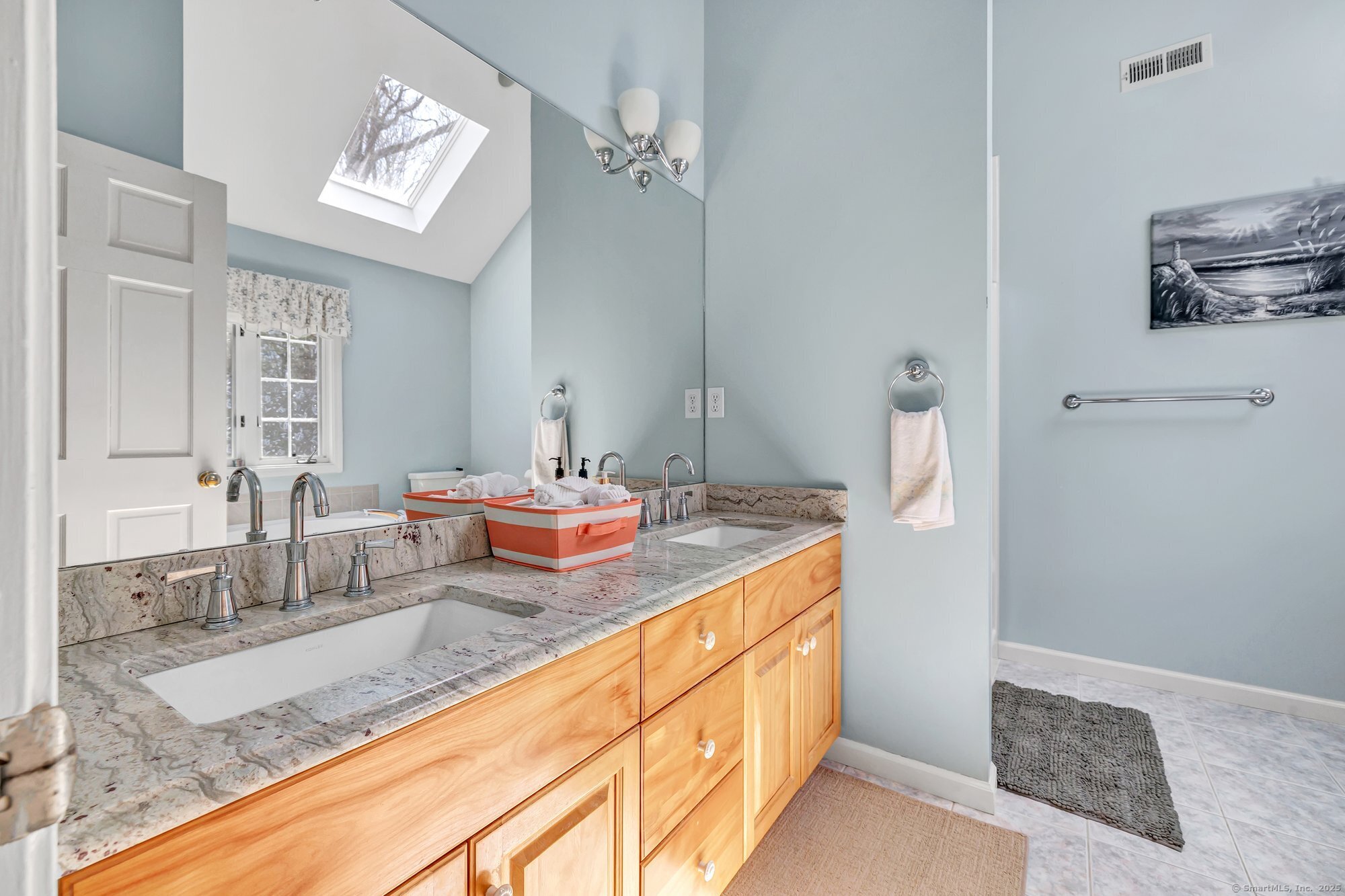 14 Fawnwood, Newtown, Connecticut 06482