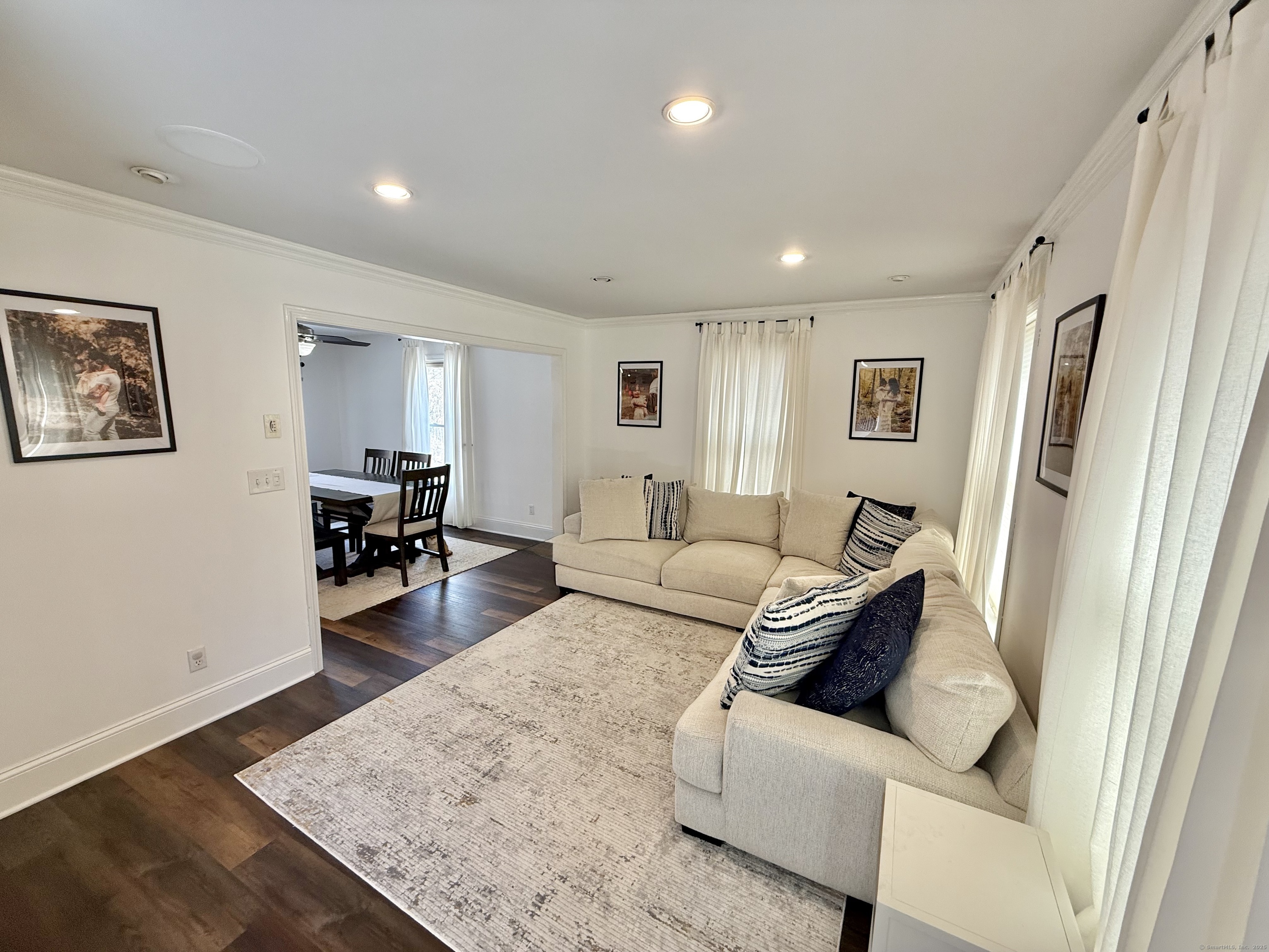 33 Steep Hill, Seymour, Connecticut 06483