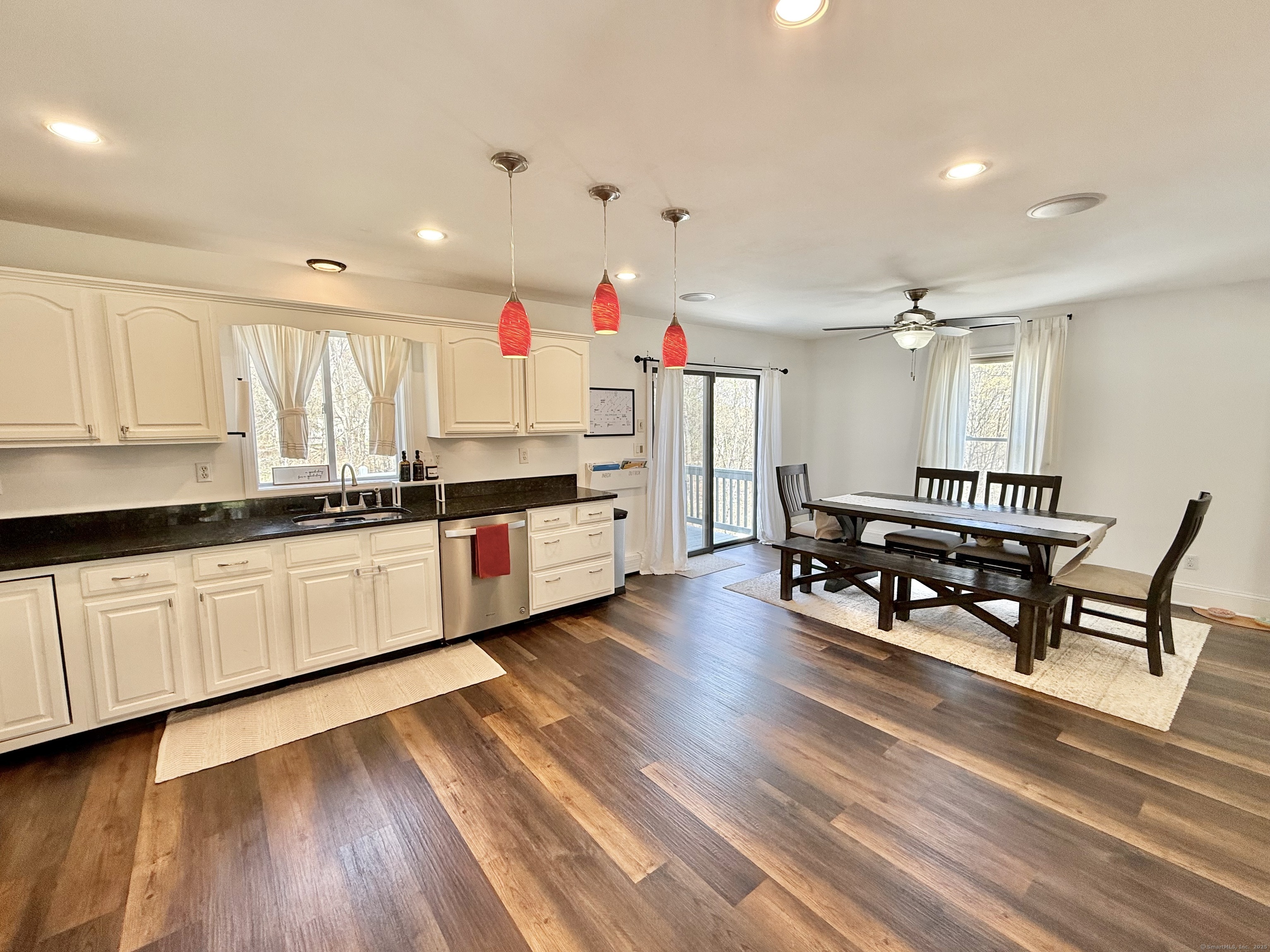 33 Steep Hill, Seymour, Connecticut 06483