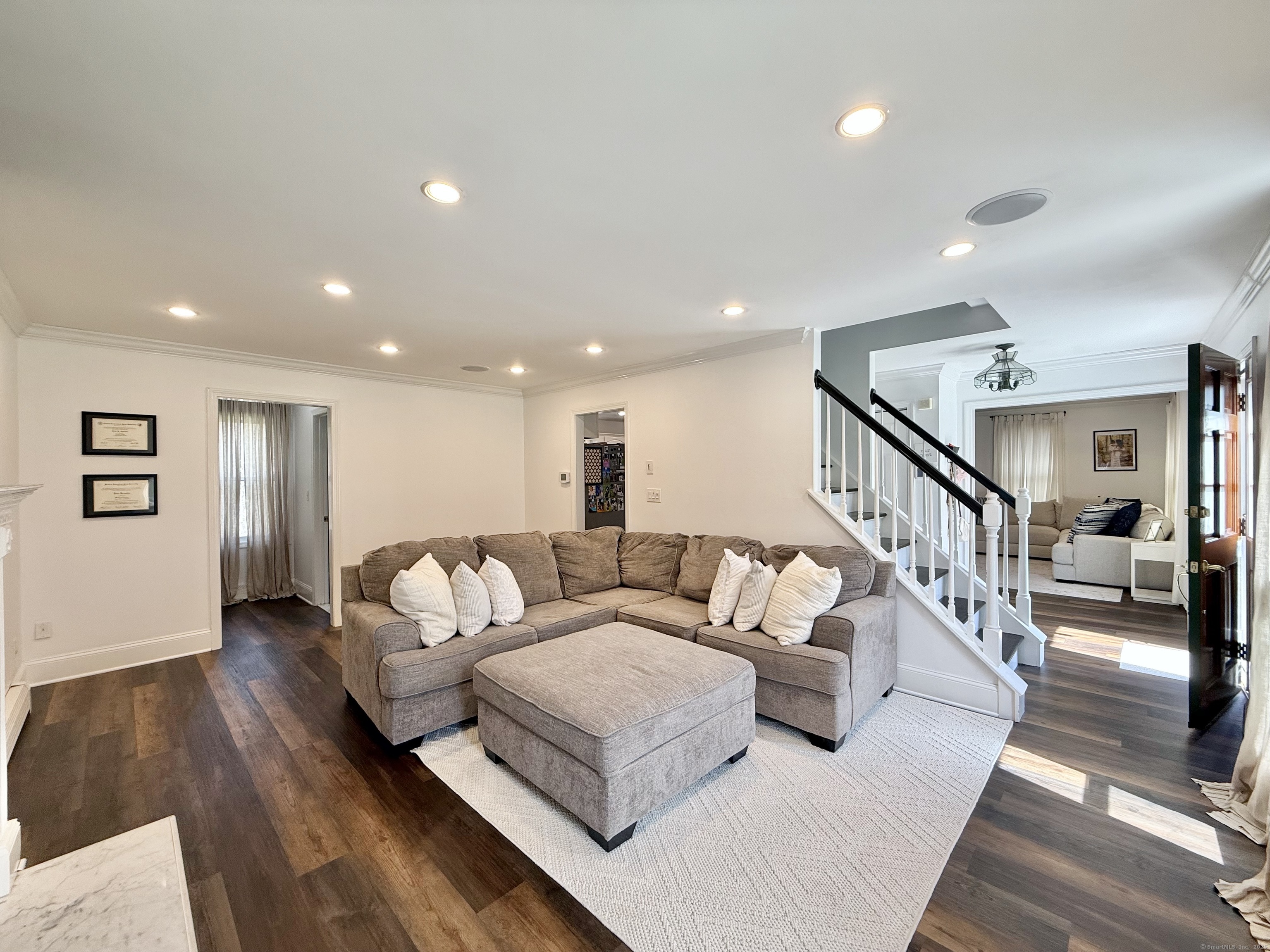 33 Steep Hill, Seymour, Connecticut 06483