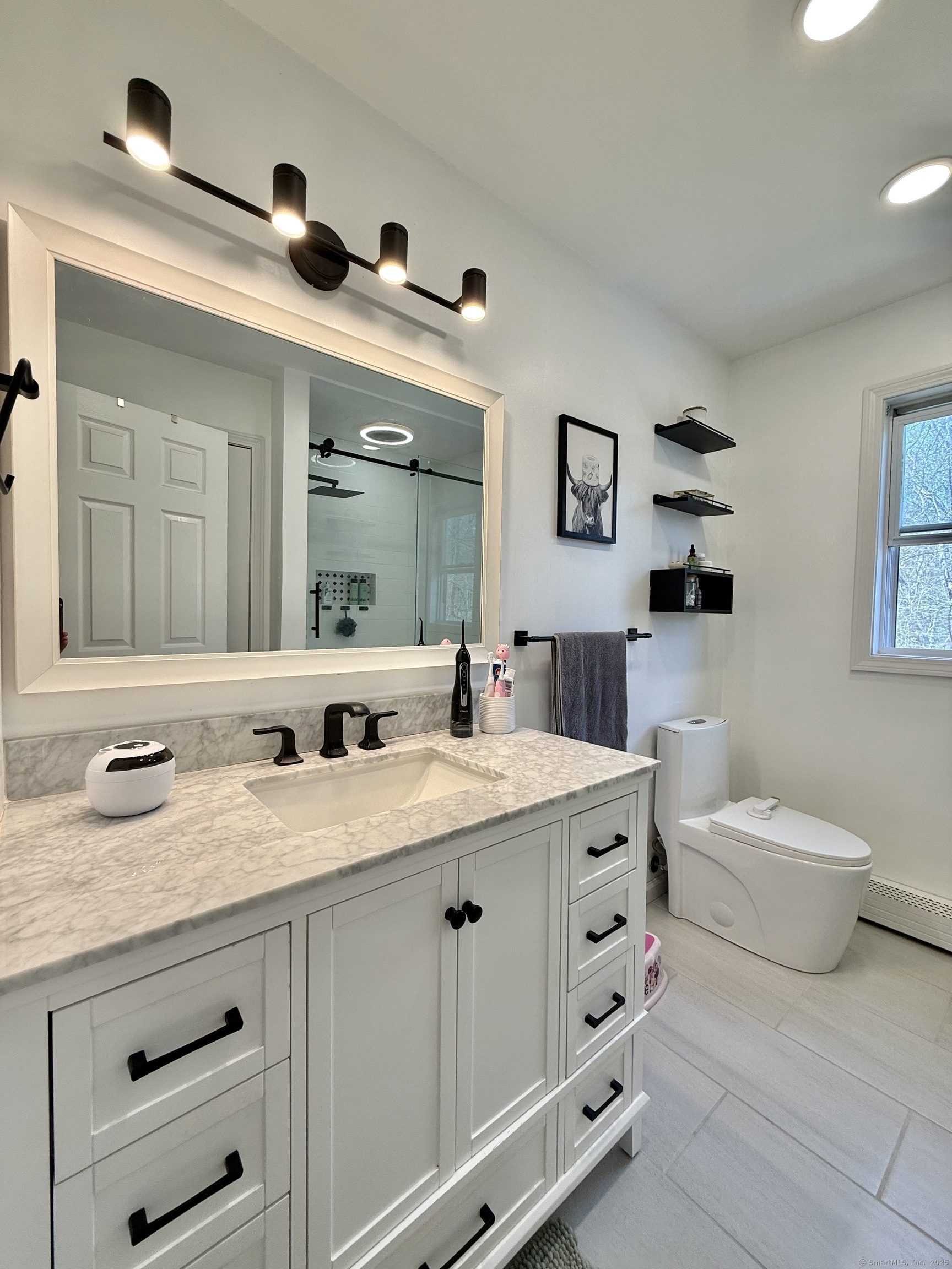 33 Steep Hill, Seymour, Connecticut 06483