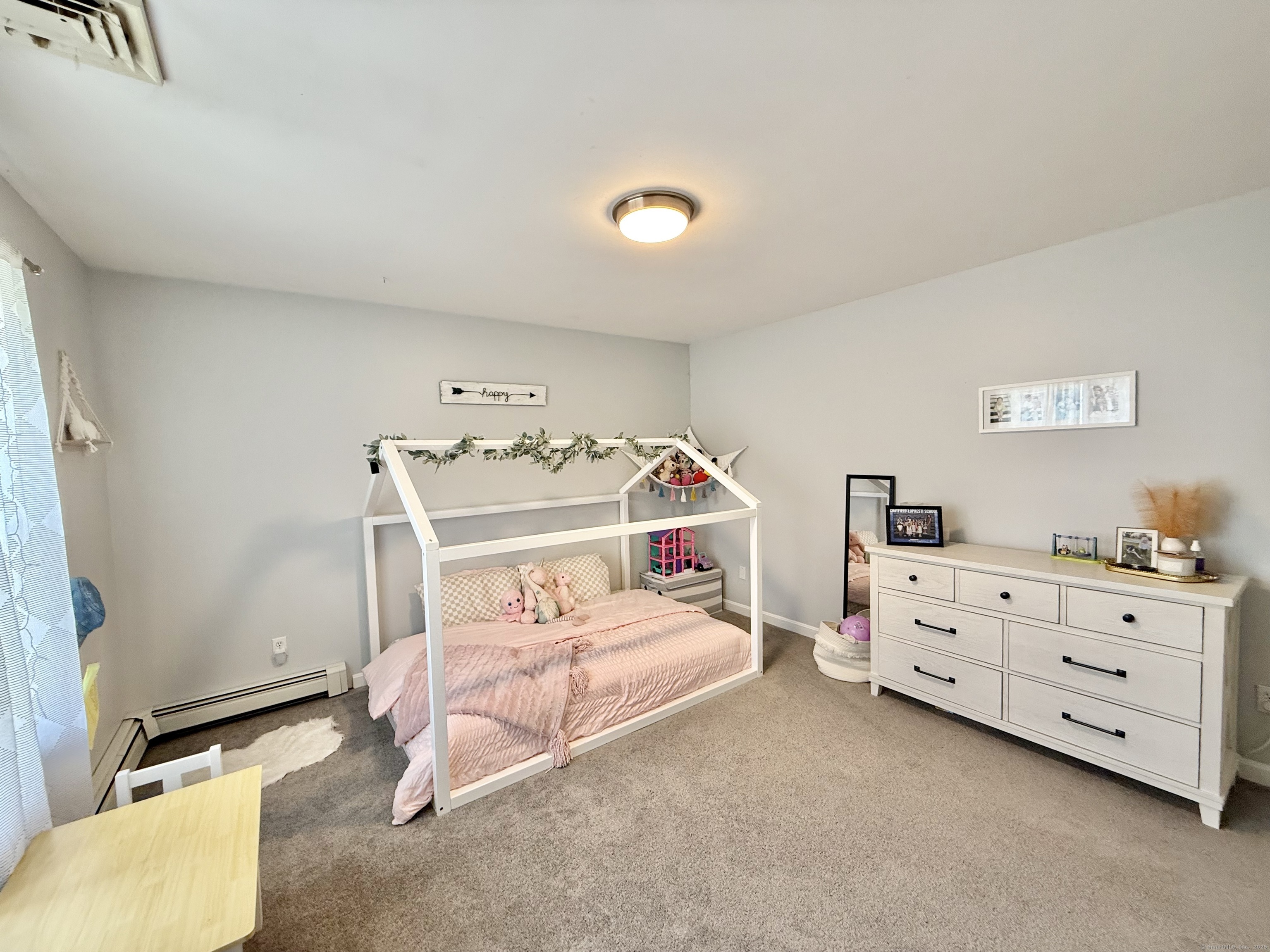 33 Steep Hill, Seymour, Connecticut 06483