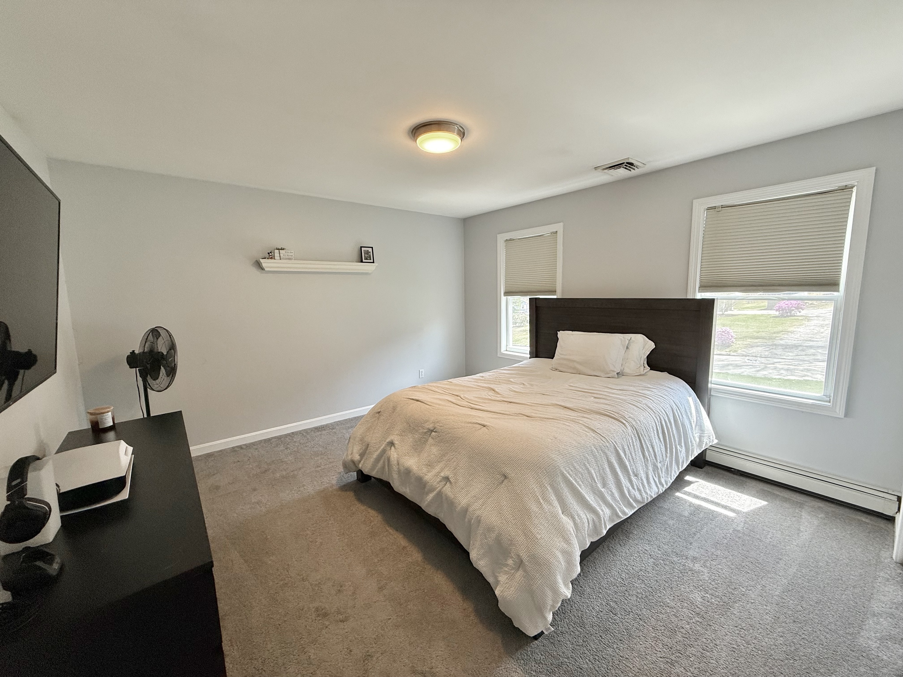 33 Steep Hill, Seymour, Connecticut 06483