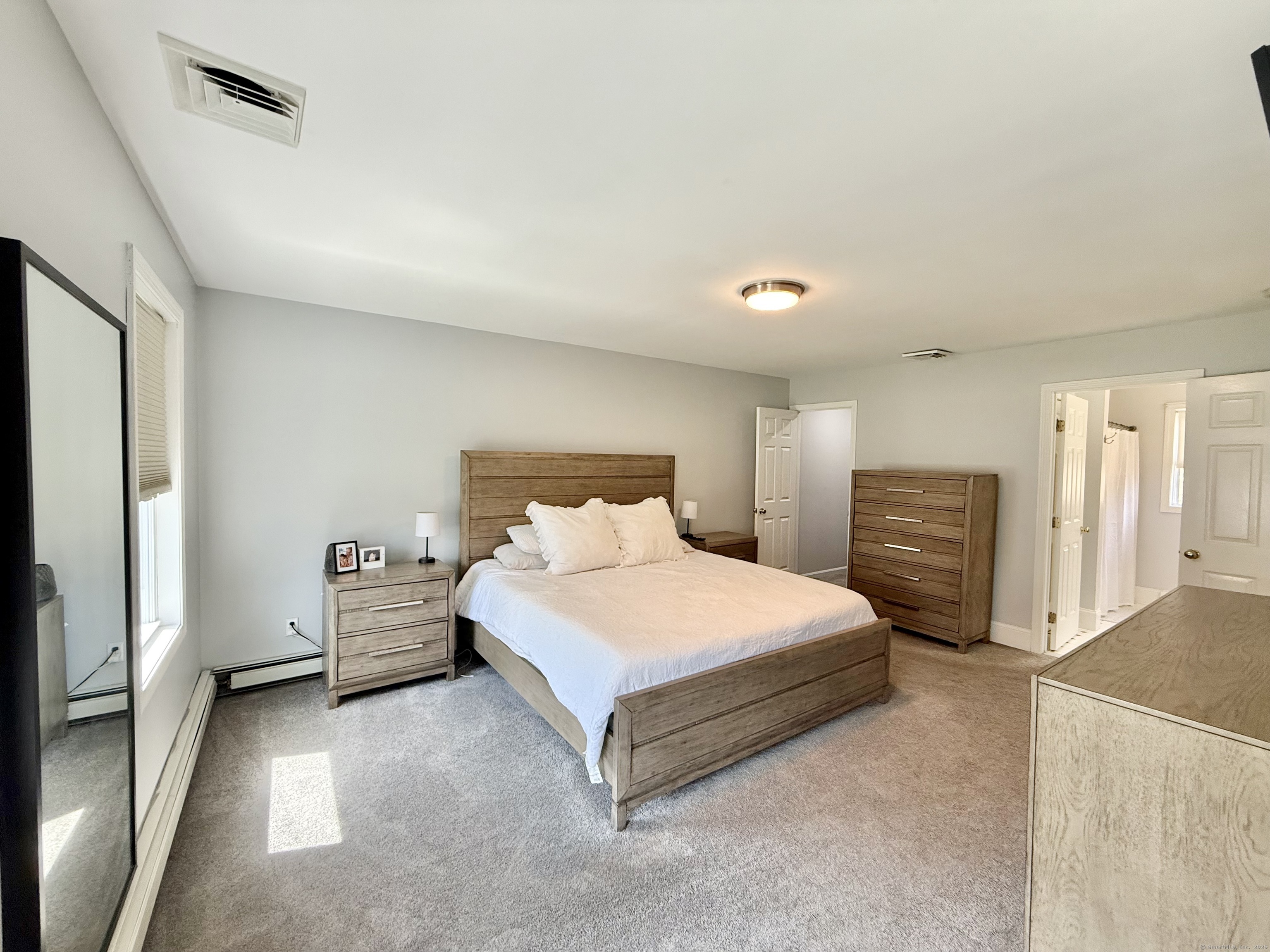 33 Steep Hill, Seymour, Connecticut 06483