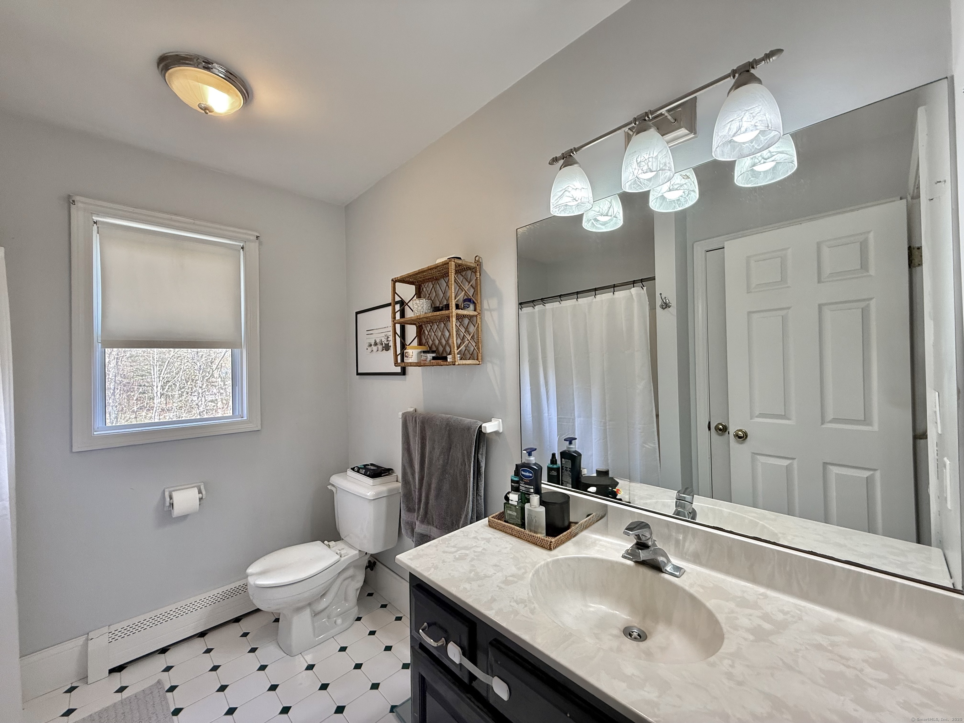 33 Steep Hill, Seymour, Connecticut 06483