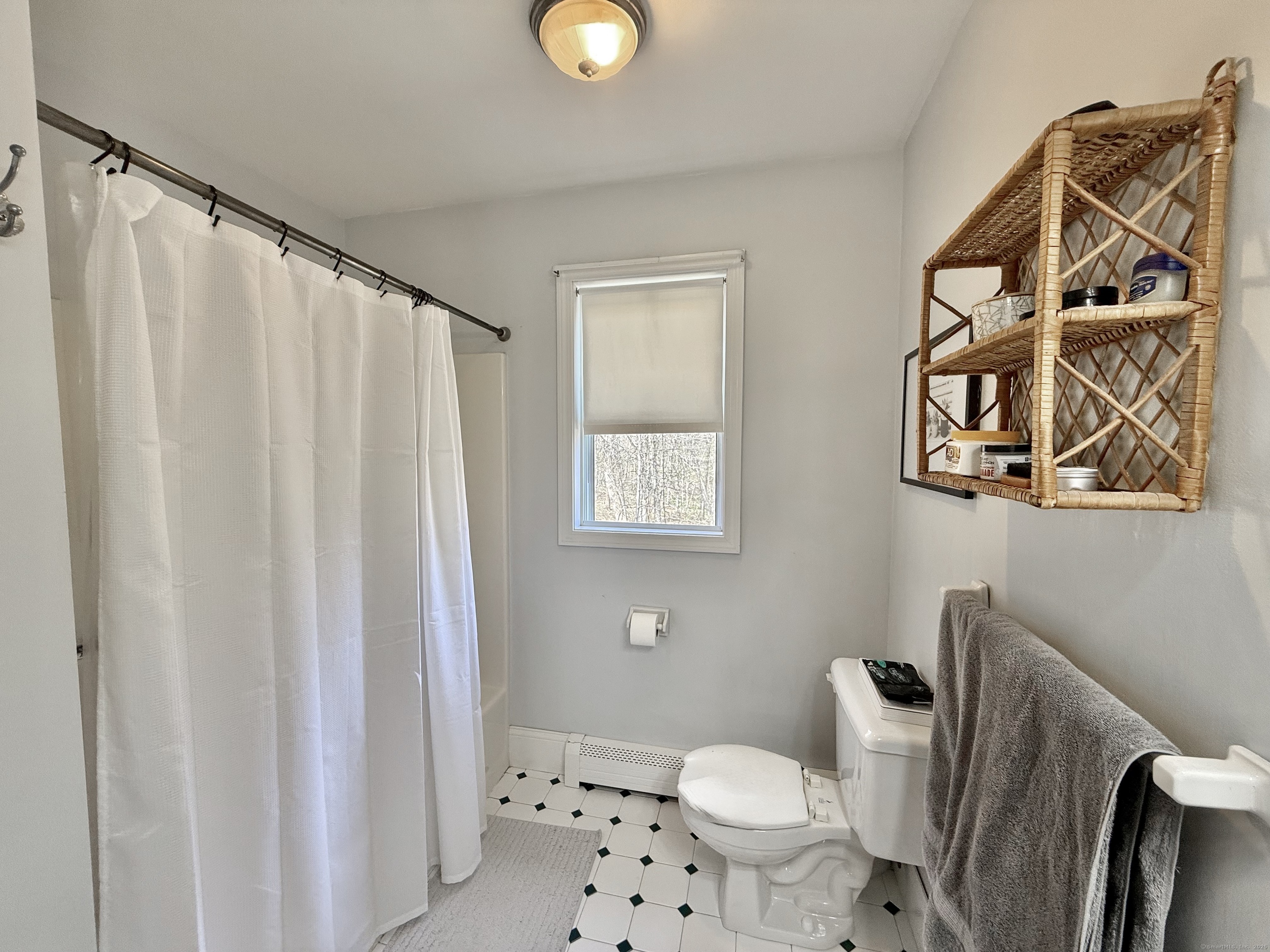 33 Steep Hill, Seymour, Connecticut 06483