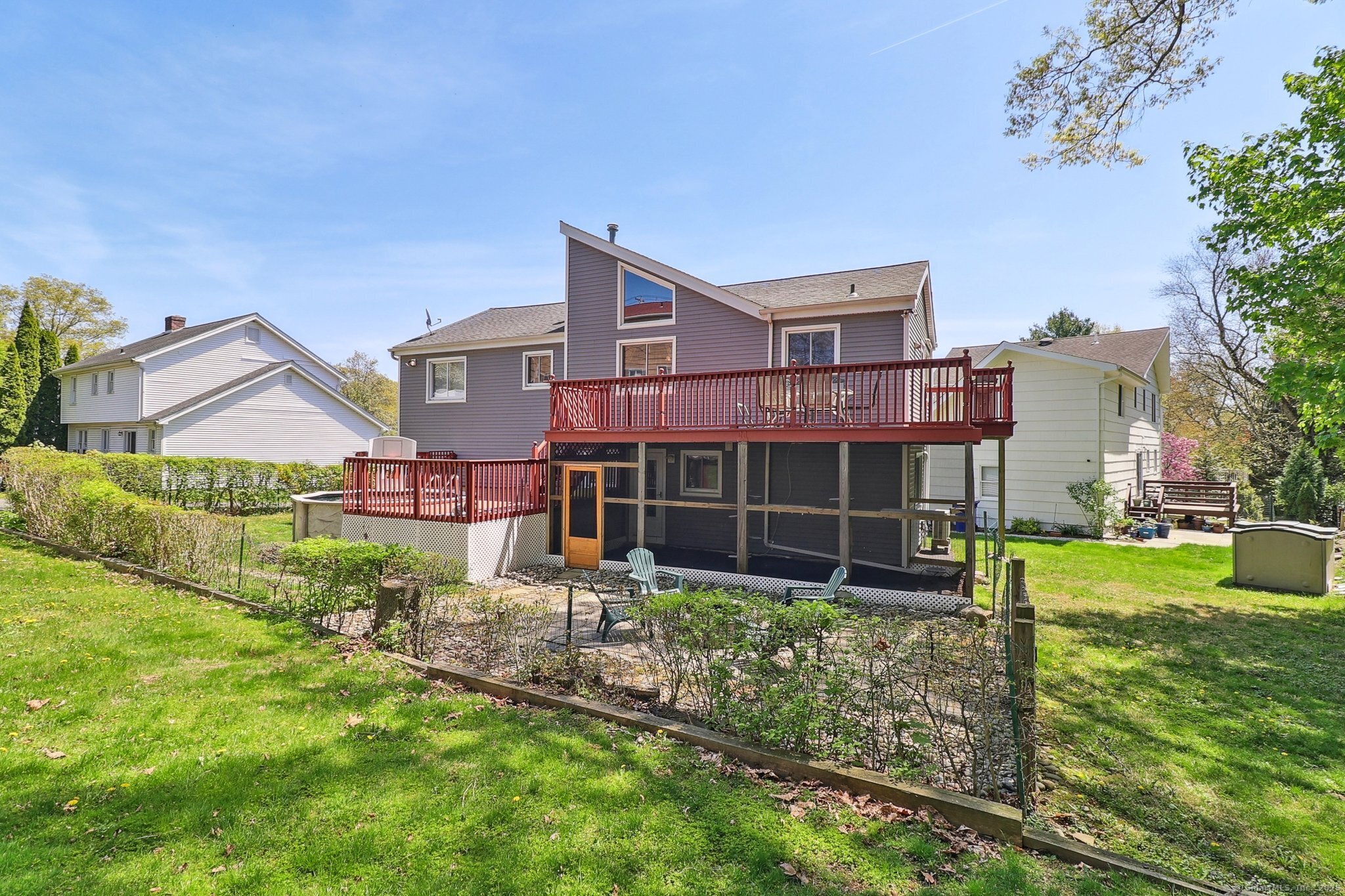 46 Fairway, Fairfield, Connecticut 06825