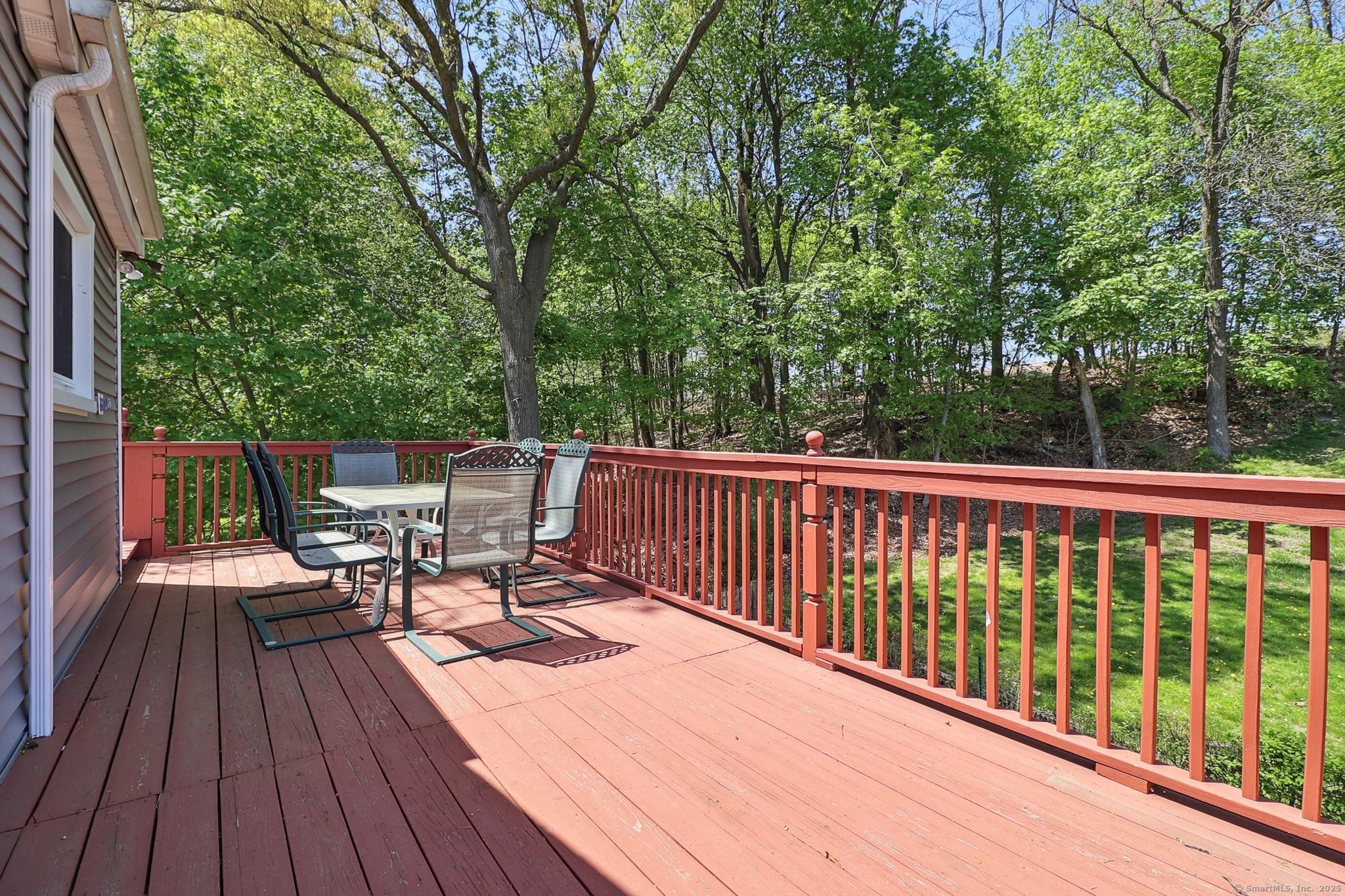 46 Fairway, Fairfield, Connecticut 06825