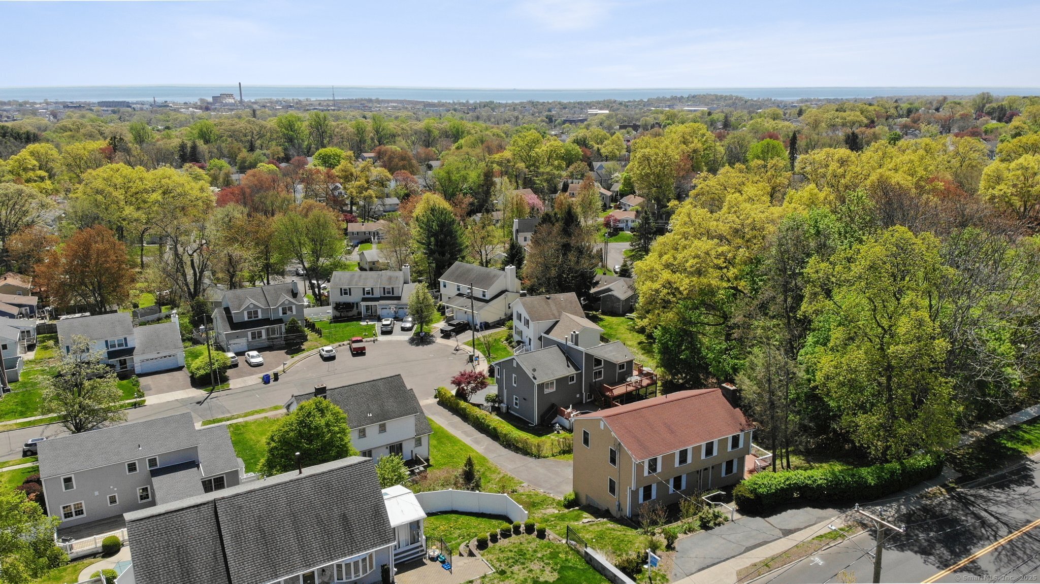 46 Fairway, Fairfield, Connecticut 06825
