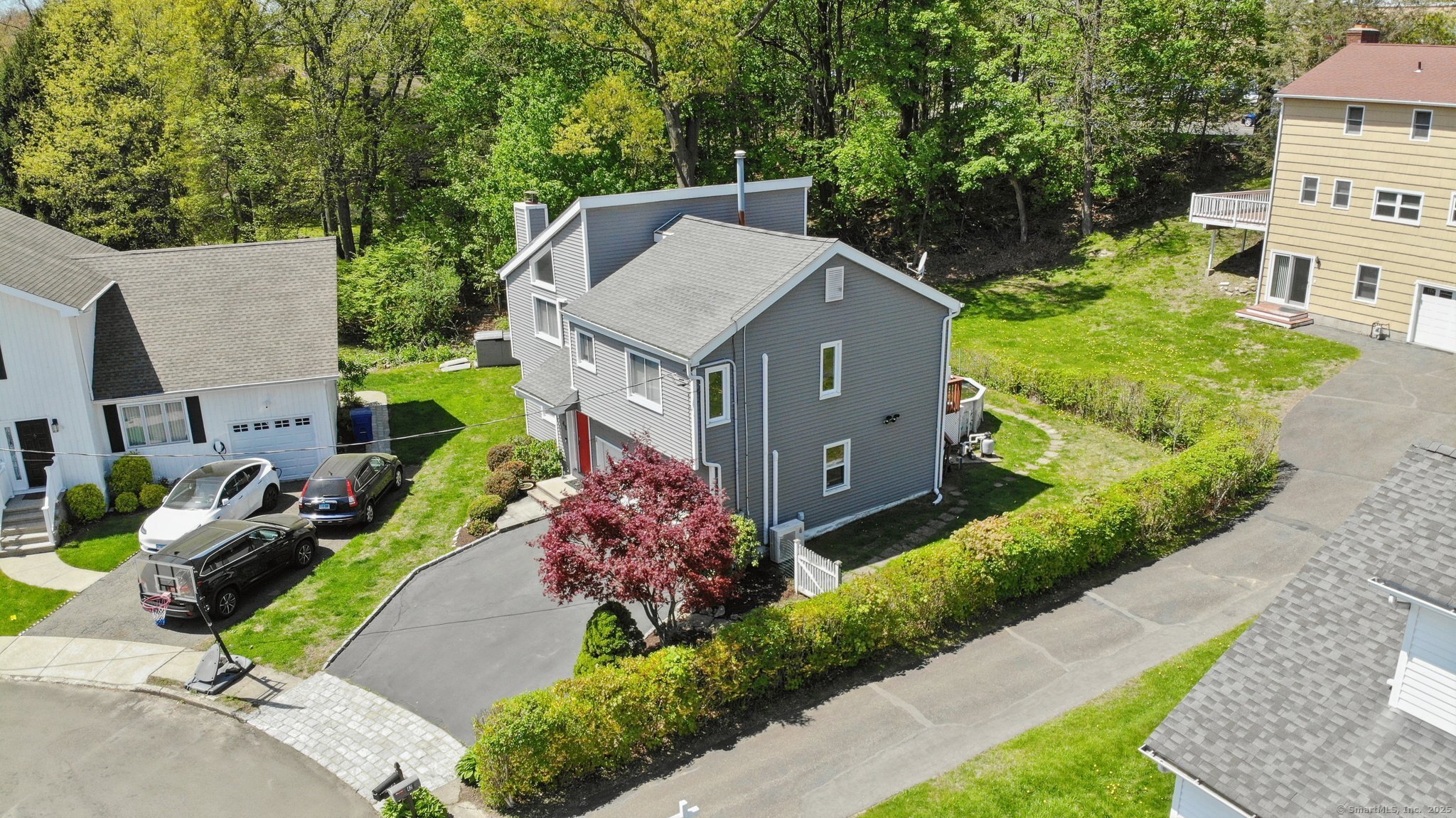 46 Fairway, Fairfield, Connecticut 06825