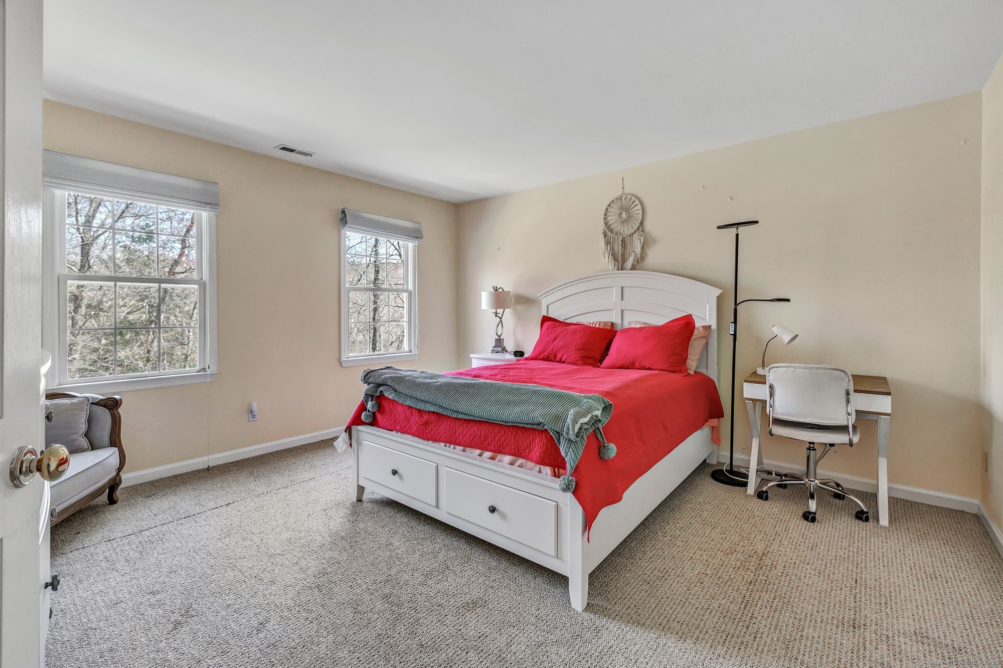 14 Fawnwood, Newtown, Connecticut 06482